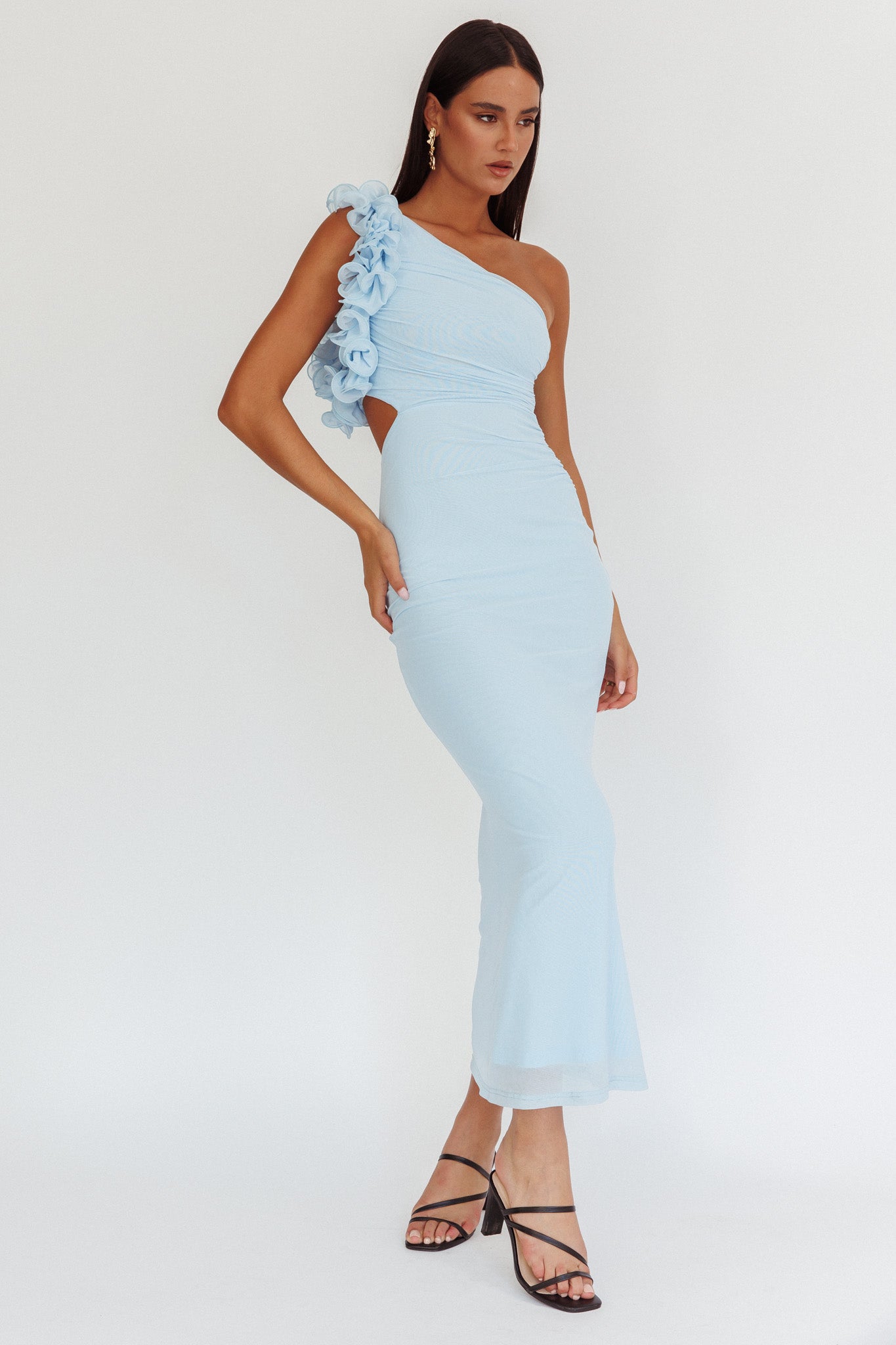 Deanna One-Shoulder Ruffle Maxi Dress Light Blue - M Deanna One-Shoulder Ruffle Maxi Dress Light Blue - M