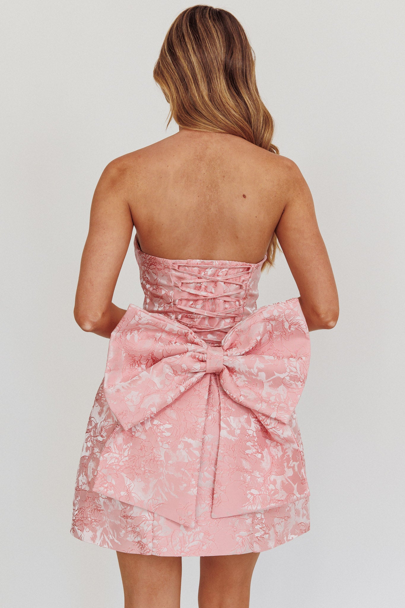 Melty Kisses Bow Mini Dress Pink - M Melty Kisses Bow Mini Dress Pink - M