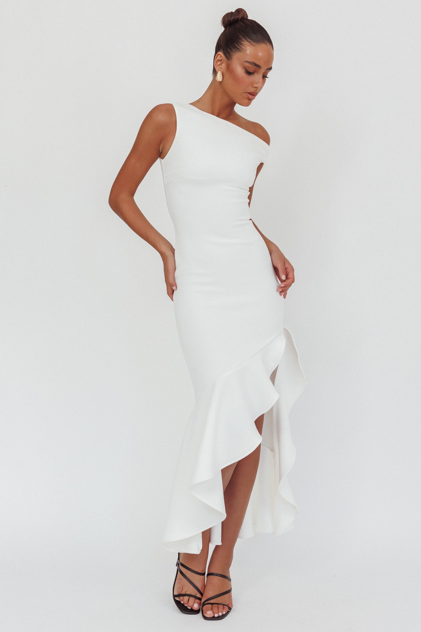 knee length dresses for ladies Lights On One-Shoulder Ruffle Hem Maxi Dress White