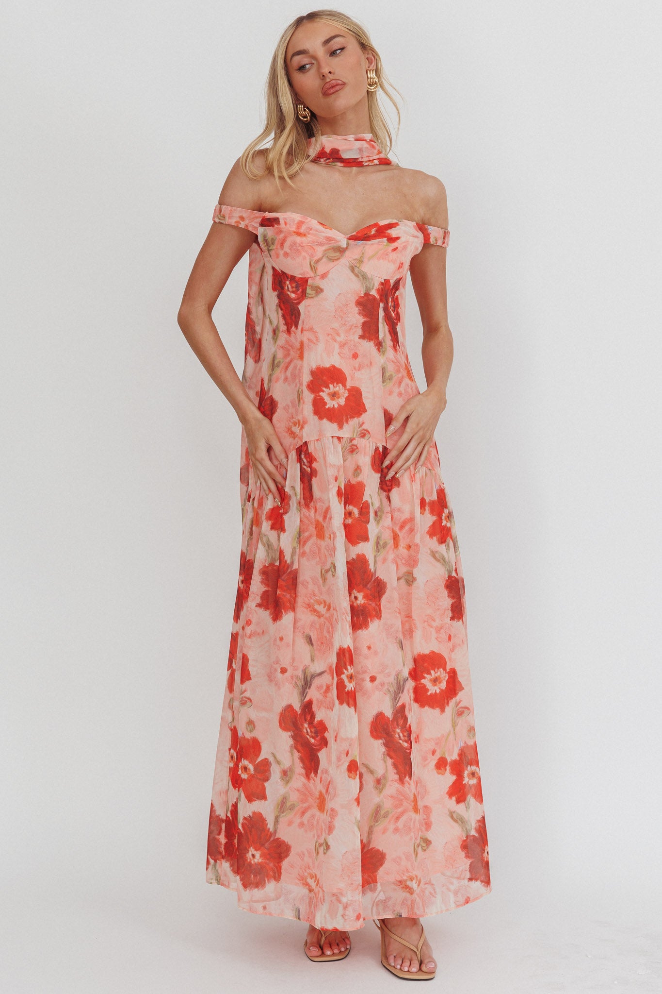 Kaycee Drop Waist Maxi Dress Floral Red - L Kaycee Drop Waist Maxi Dress Floral Red - L