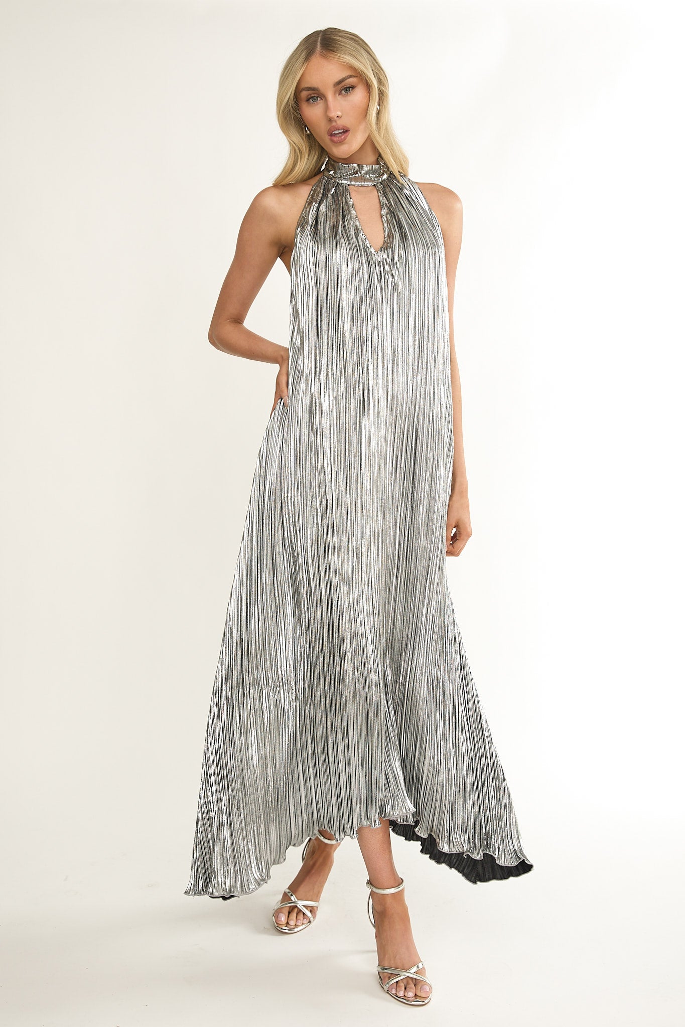 Aurea Halterneck Crepe Maxi Dress Silver | Selfie Leslie Aurea Halterneck Crepe Maxi Dress Silver | Selfie Leslie