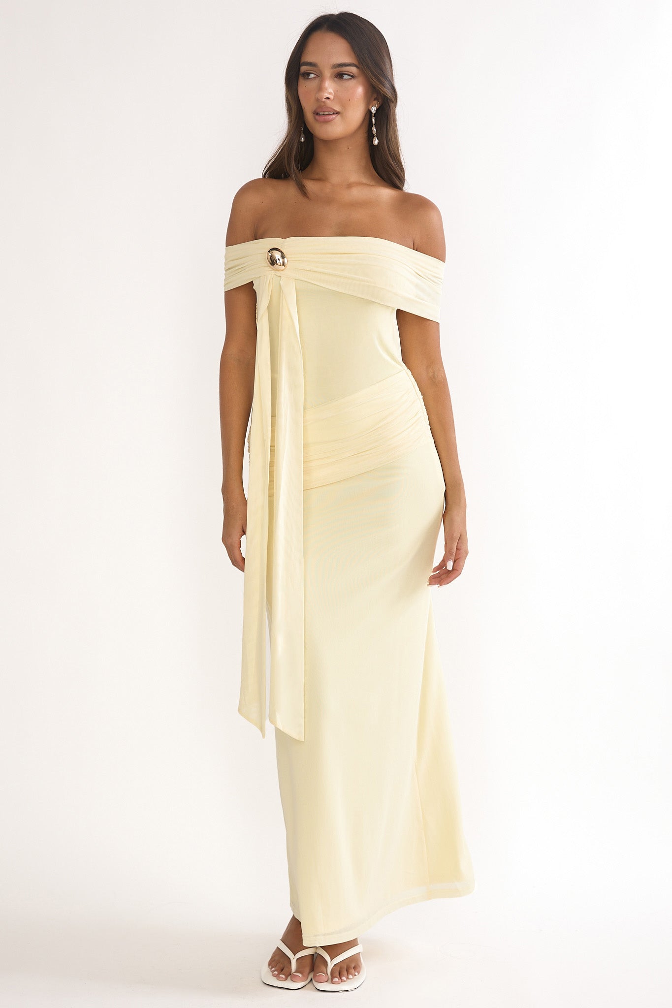lemon off the shoulder dress Evanthe Off-Shoulder Sash Maxi Pants Size:38 Waist x 36 Unfinished Hem this dress has a group-DHD9985 Can you see the