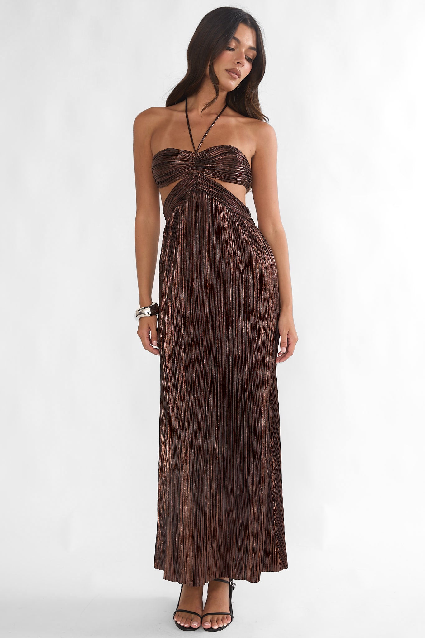 Isle Cut-Out Halterneck Maxi Dress Gold– Selfie Leslie