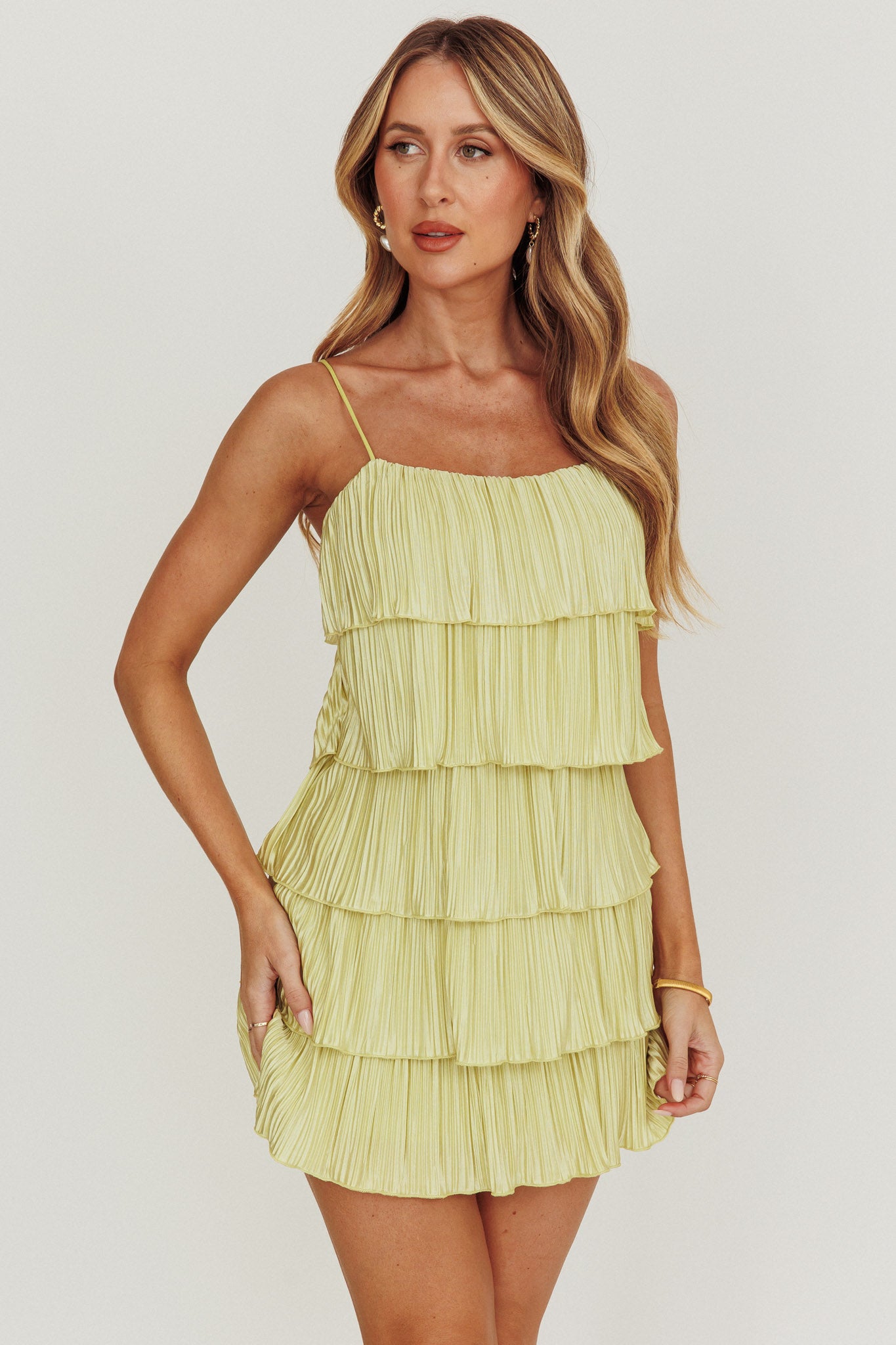 My Type Plisse Tiered Mini Dress Sage– Selfie Leslie
