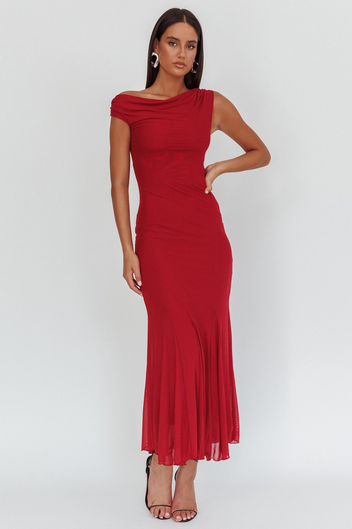 Diana Asymmetric Shoulder Godet Maxi Dress Wine– Selfie Leslie