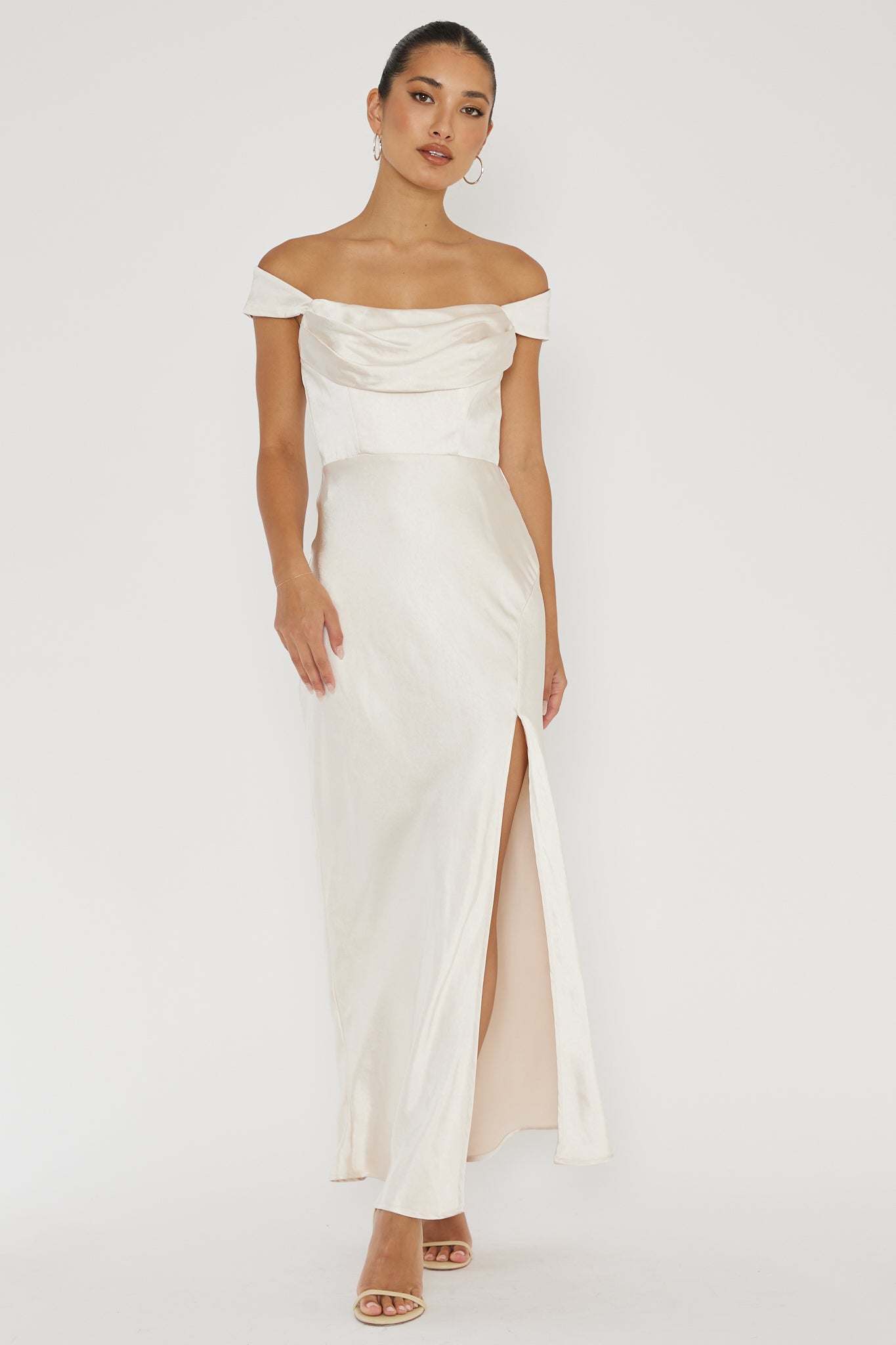 Lucinda Off-Shoulder V-Back Dress Champagne | Selfie Leslie Lucinda Off-Shoulder V-Back Dress Champagne | Selfie Leslie