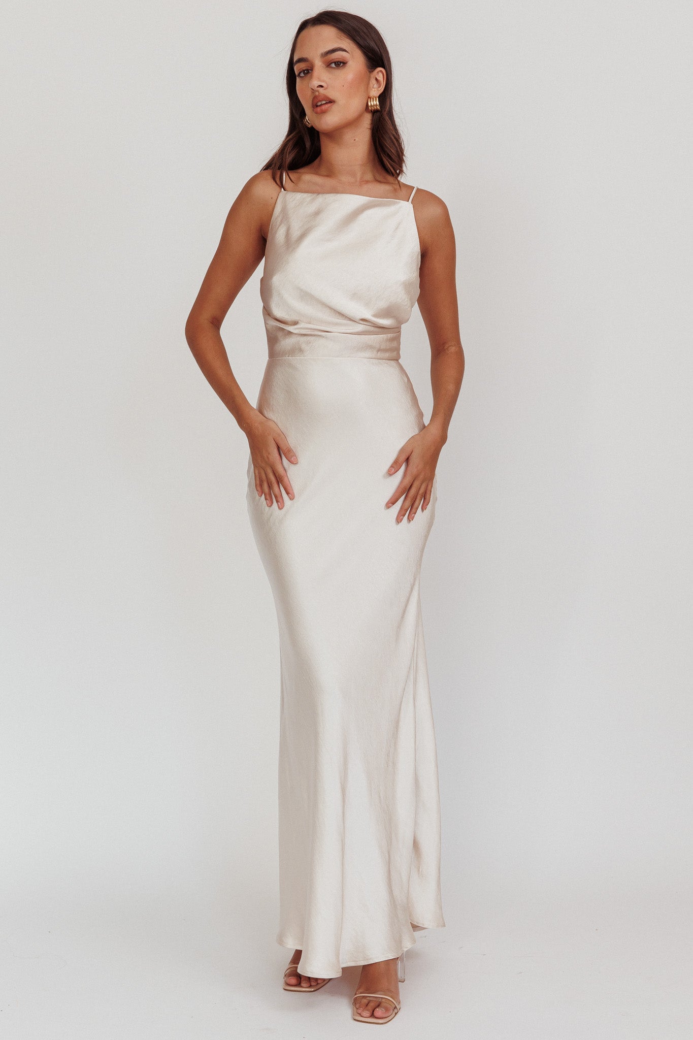 Laila Boat Neck Maxi Dress Stone Champagne Selfie Leslie Laila Boat Neck Maxi Dress Stone Champagne Selfie Leslie