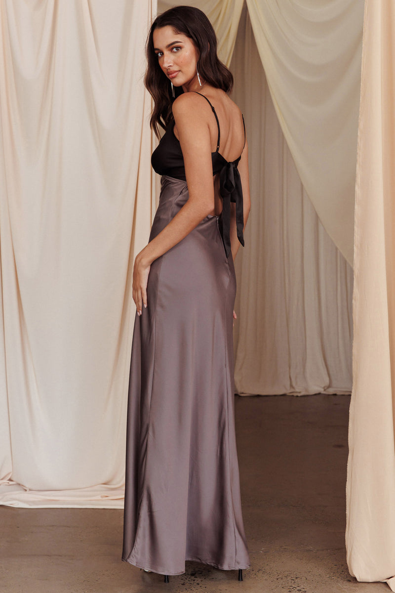 Bow-tie satin dress riu サテン ドレス Bow-tie satin dress – Riu