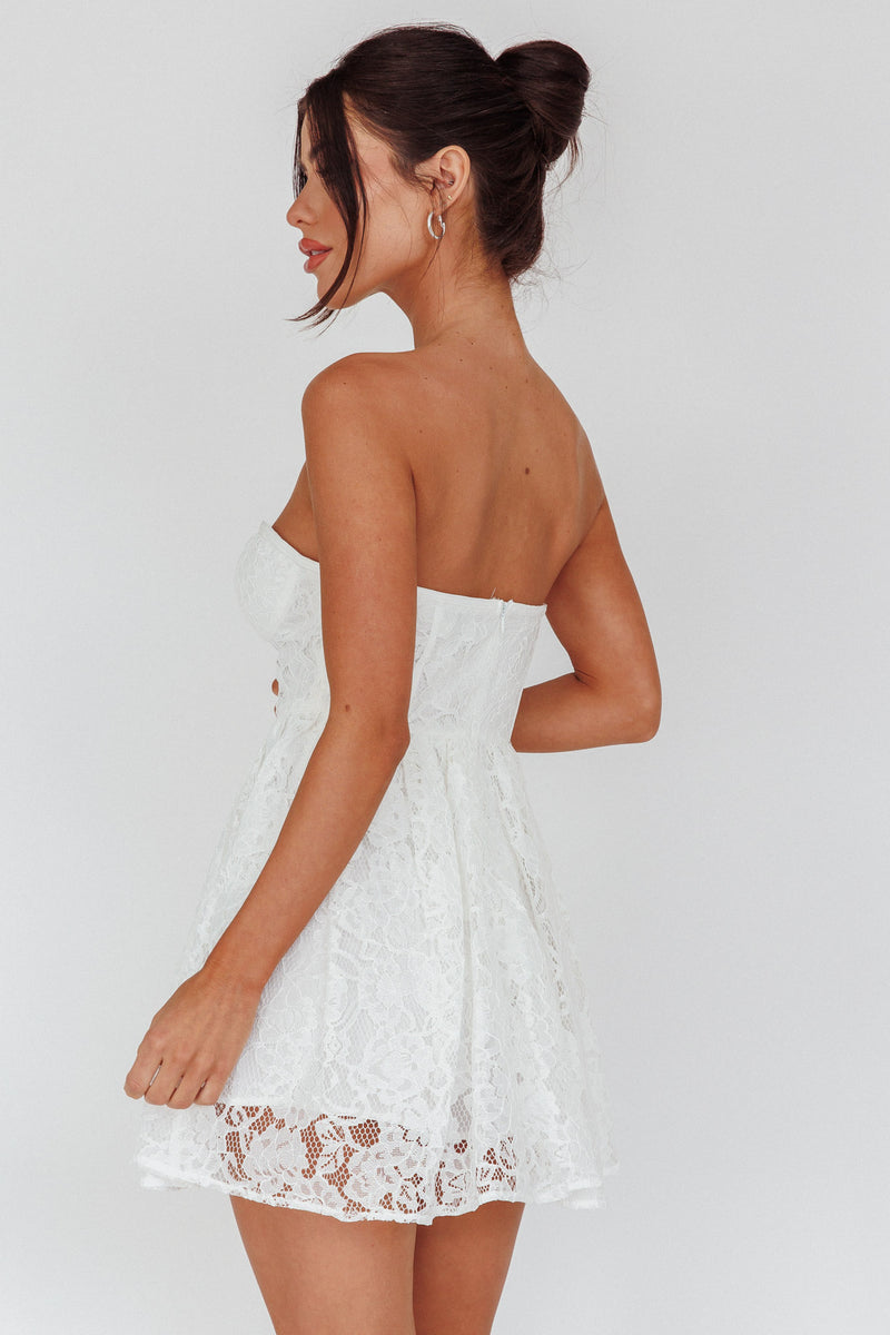 Kasey Sweetheart Lace Pearl Bodycon Mini Dress