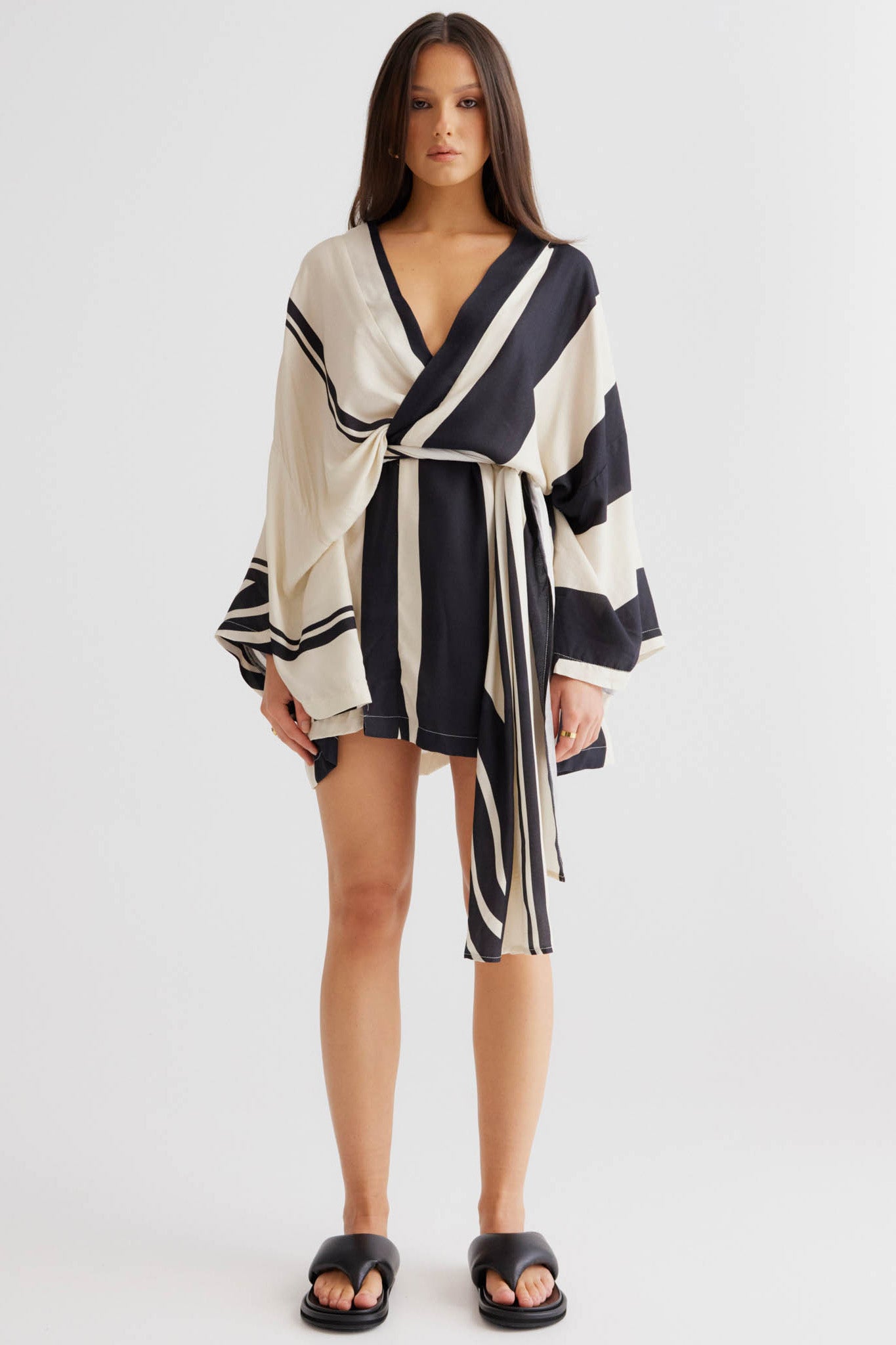 SNDYS Alba Wrap Dress Black Print SNDYS Alba Wrap Dress Black Print