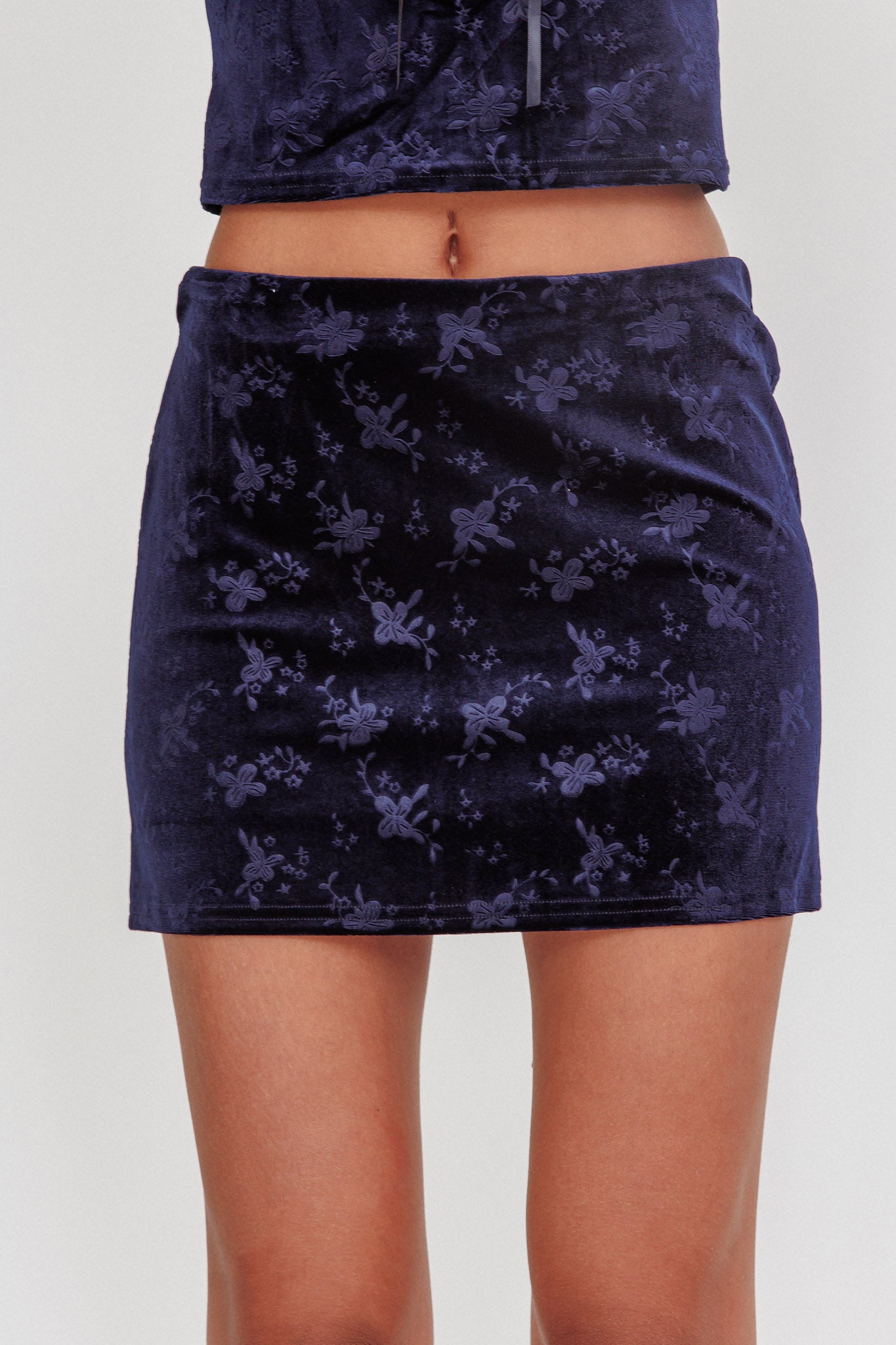 High Rollers Floral Velvet Mini Skirt Navy– Selfie Leslie