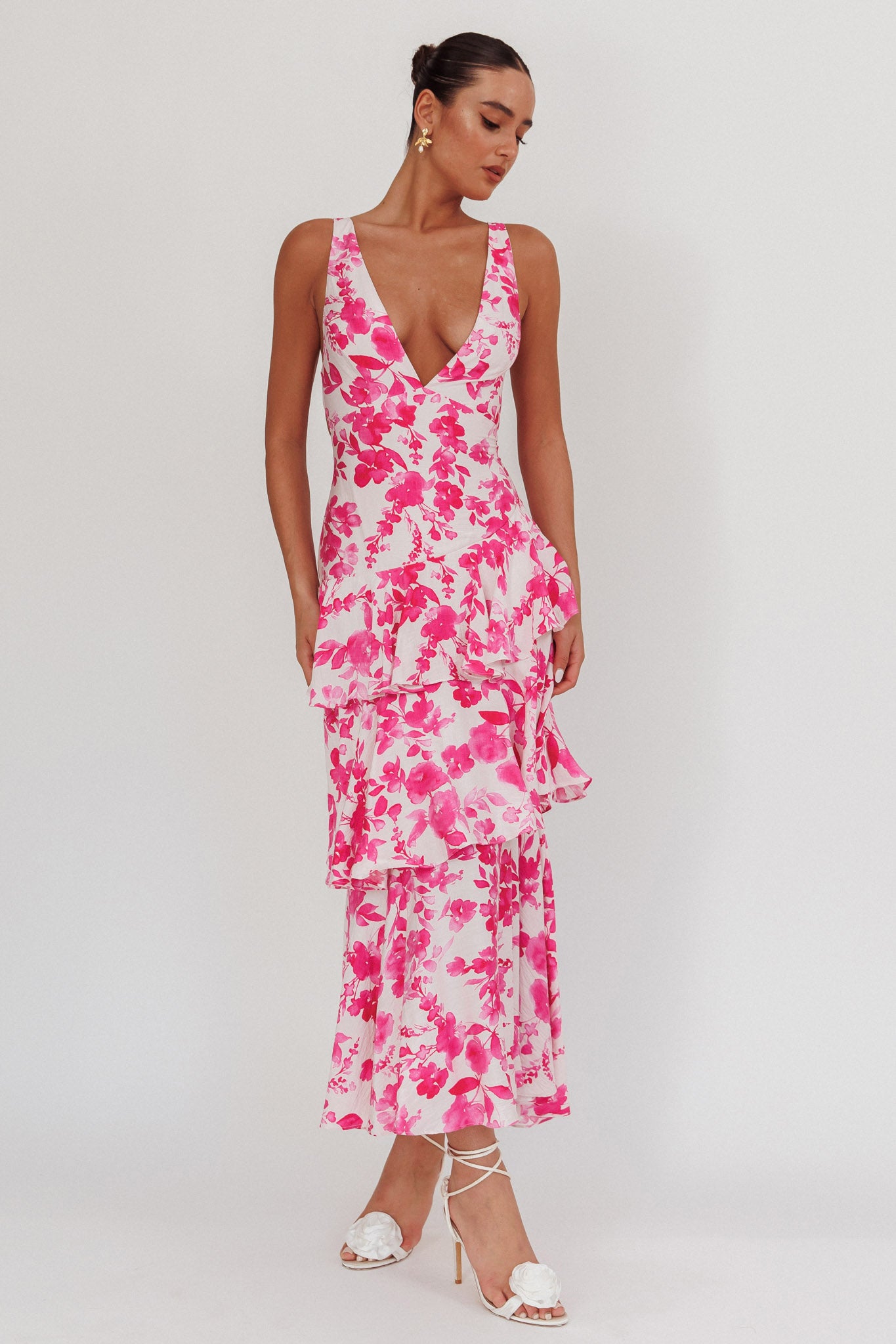 Veda Strappy Back Ruffle Maxi Dress Floral Fuchsia Selfie Leslie Veda Strappy Back Ruffle Maxi Dress Floral Fuchsia Selfie Leslie