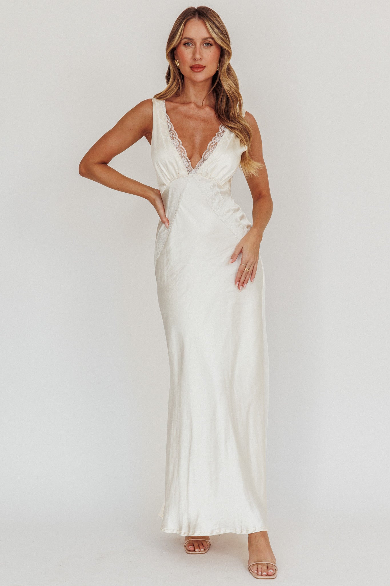 Ivonne Lace Trim V-Neck Maxi Dress Oyster | Selfie Leslie Ivonne Lace Trim V-Neck Maxi Dress Oyster | Selfie Leslie