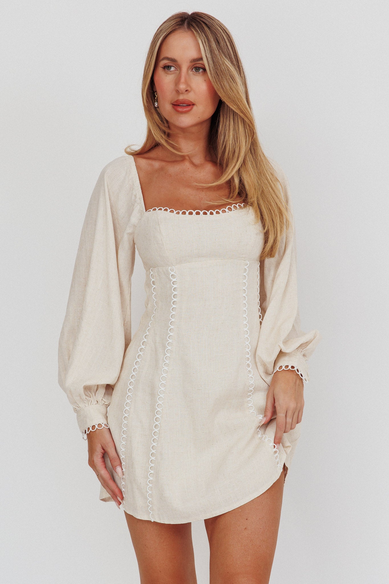 Chamberlain Balloon Sleeves Mini Dress Beige Chamberlain Balloon Sleeves Mini Dress Beige