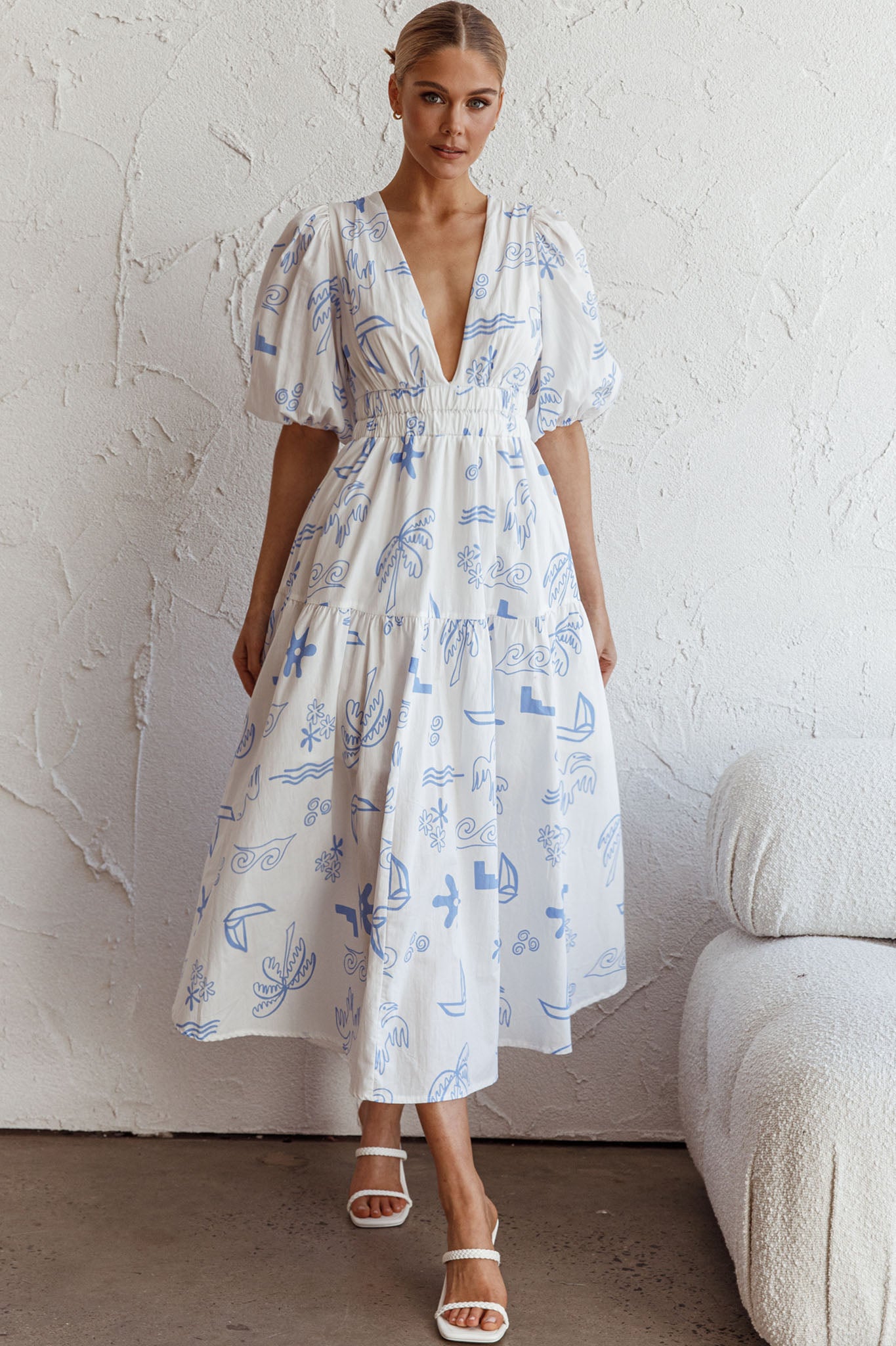 Summer Land V-Neckline Midi Dress Printed White - XS Summer Land V-Neckline Midi Dress Printed White - XS