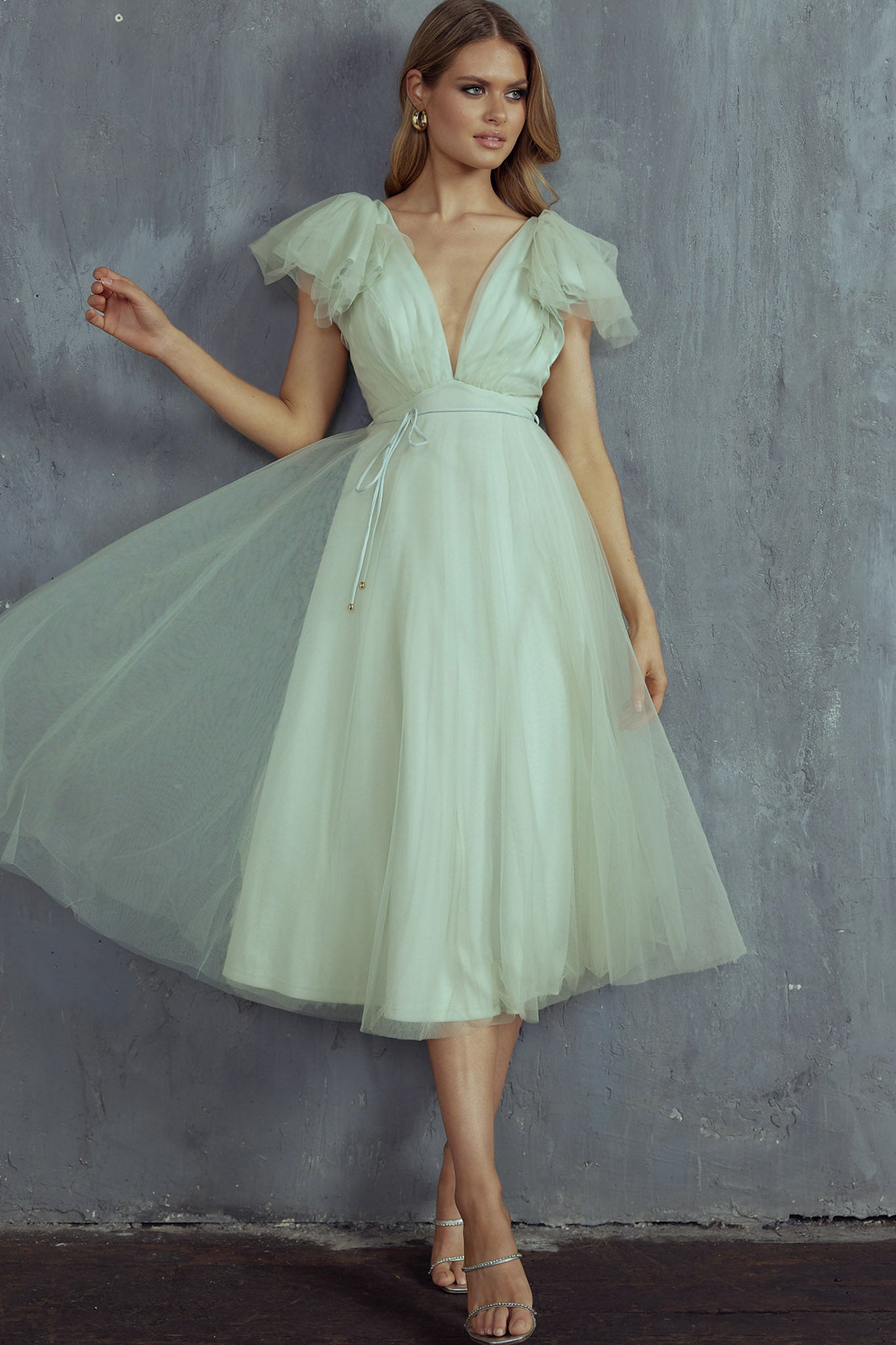 Leap Of Faith Frill Shoulder Tulle Midi Dress Pistachio Selfie Leslie Leap Of Faith Frill Shoulder Tulle Midi Dress Pistachio Selfie Leslie