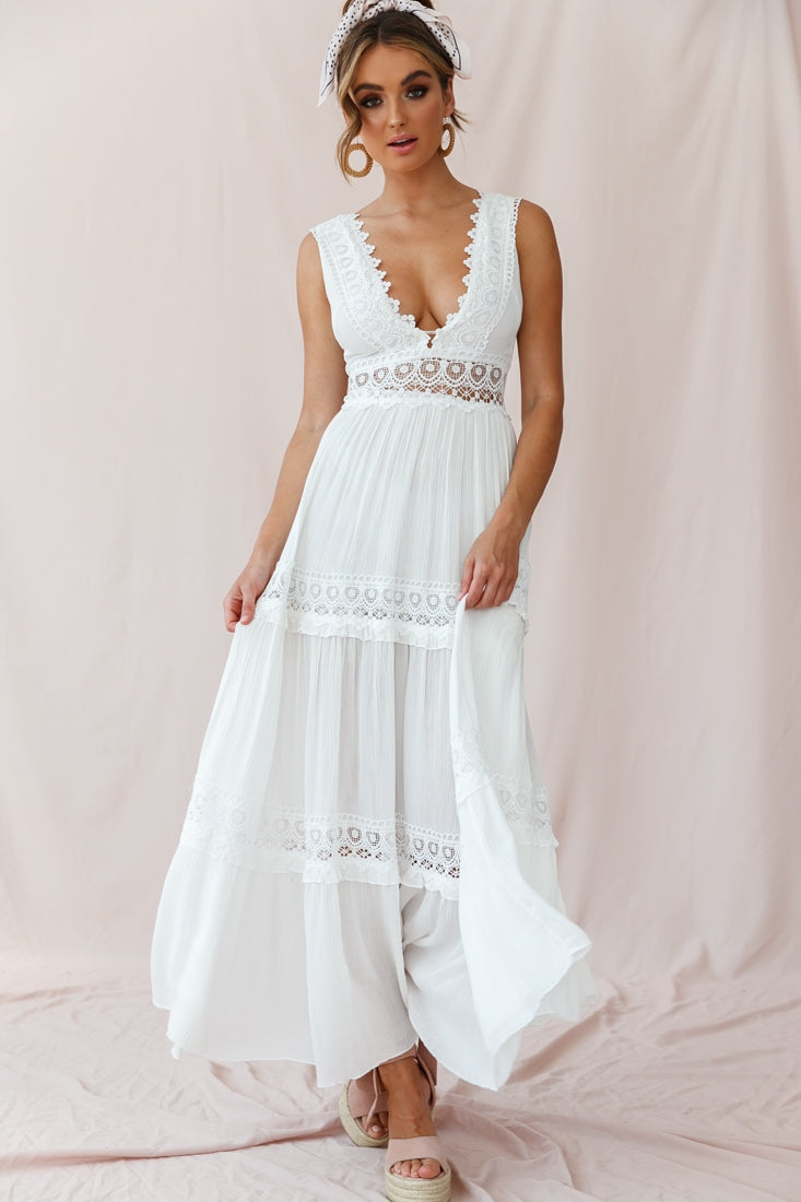 Faith Embroidered Details Maxi Dress Ivory– Selfie Leslie