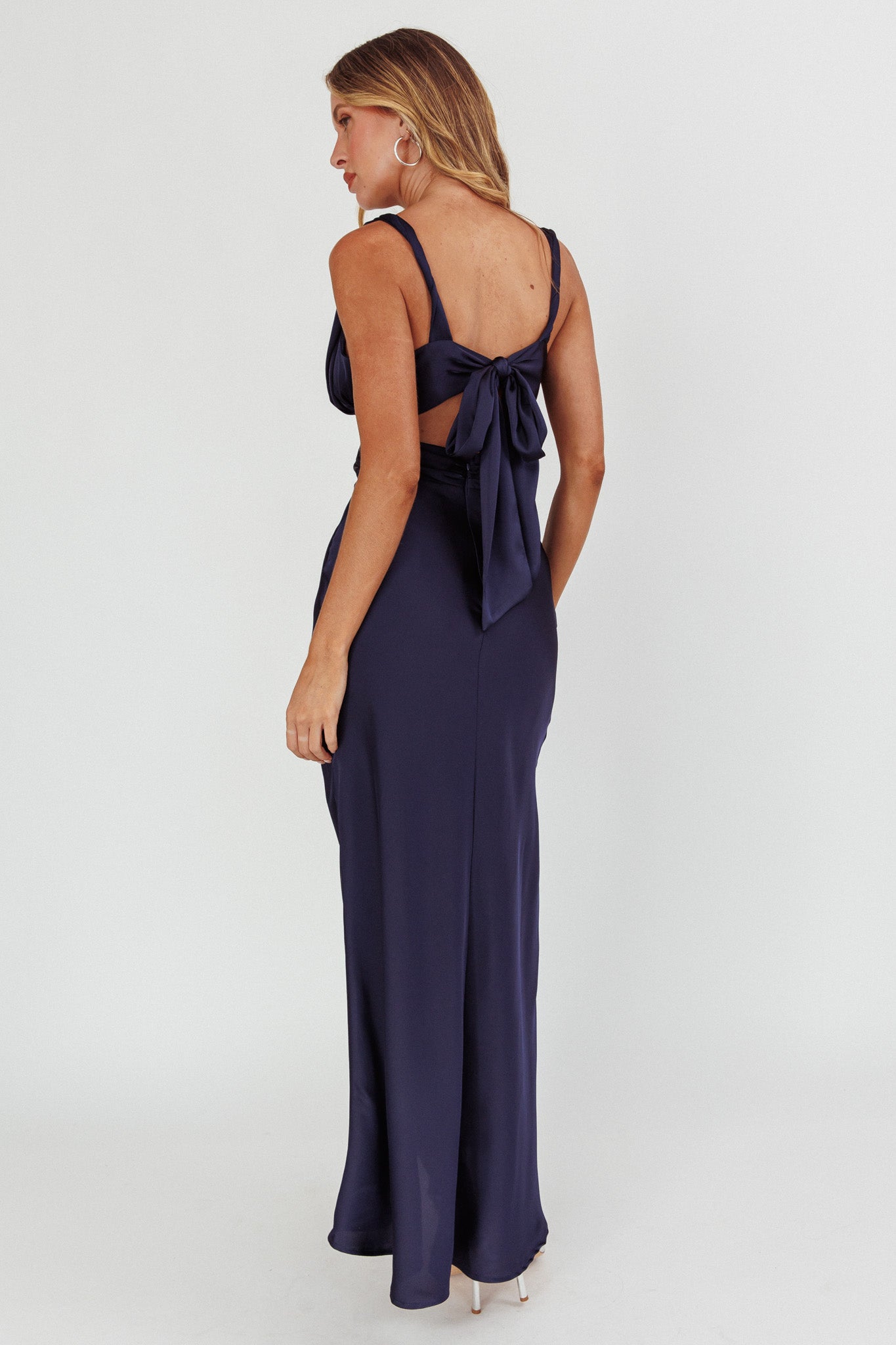 Harper Cut-Out Bow Back Maxi Dress Navy | Selfie Leslie Harper Cut-Out Bow Back Maxi Dress Navy | Selfie Leslie