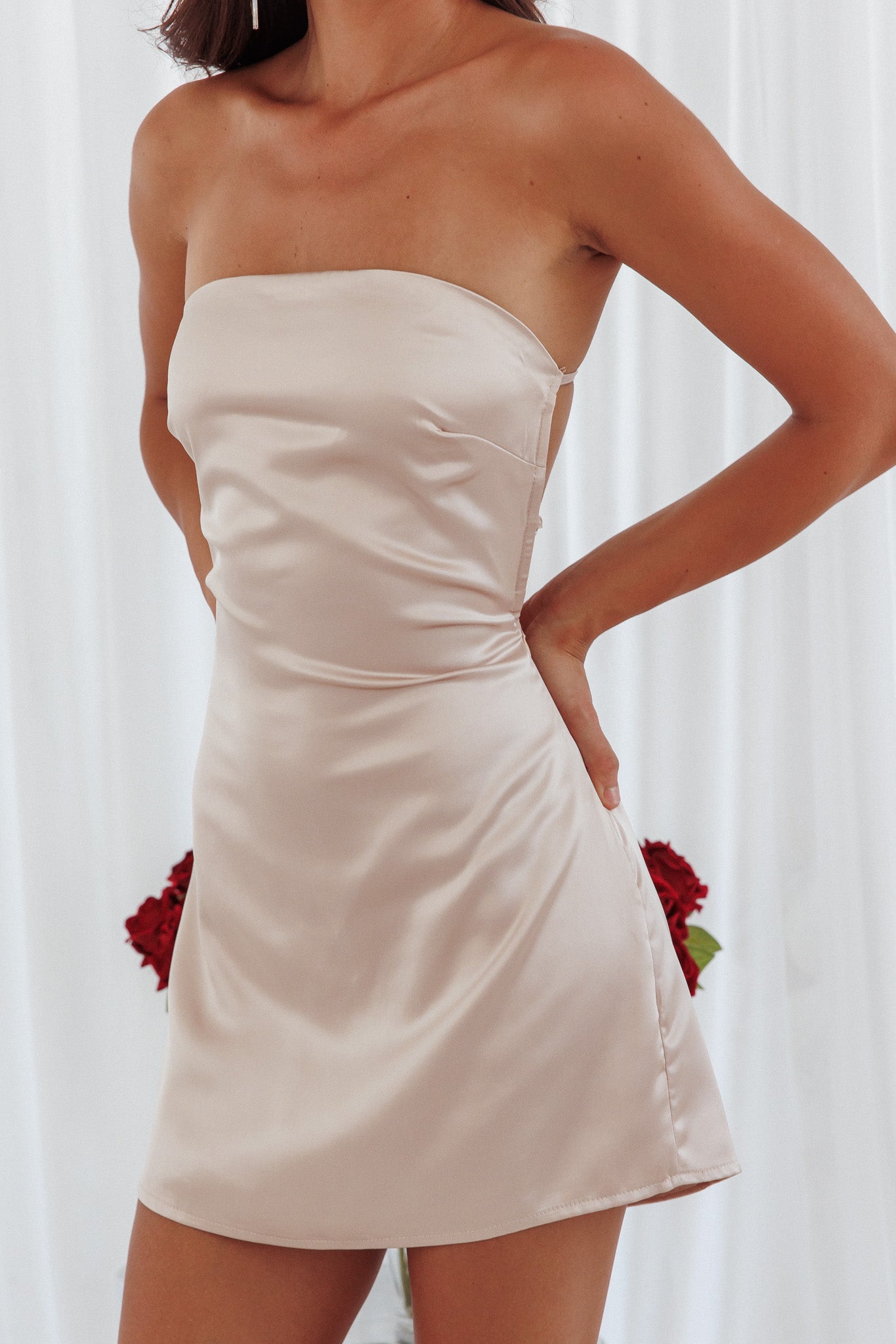 Ida Tied Back Mini Dress Stone | Selfie Leslie
