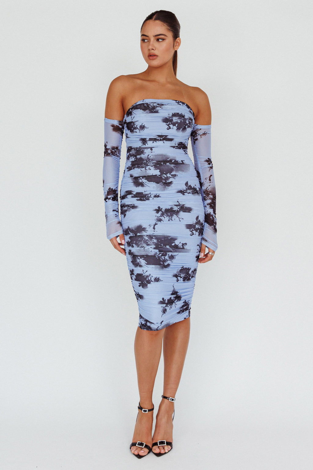Cece Off-Shoulder Midi Dress Floral Blue by Selfie Leslie