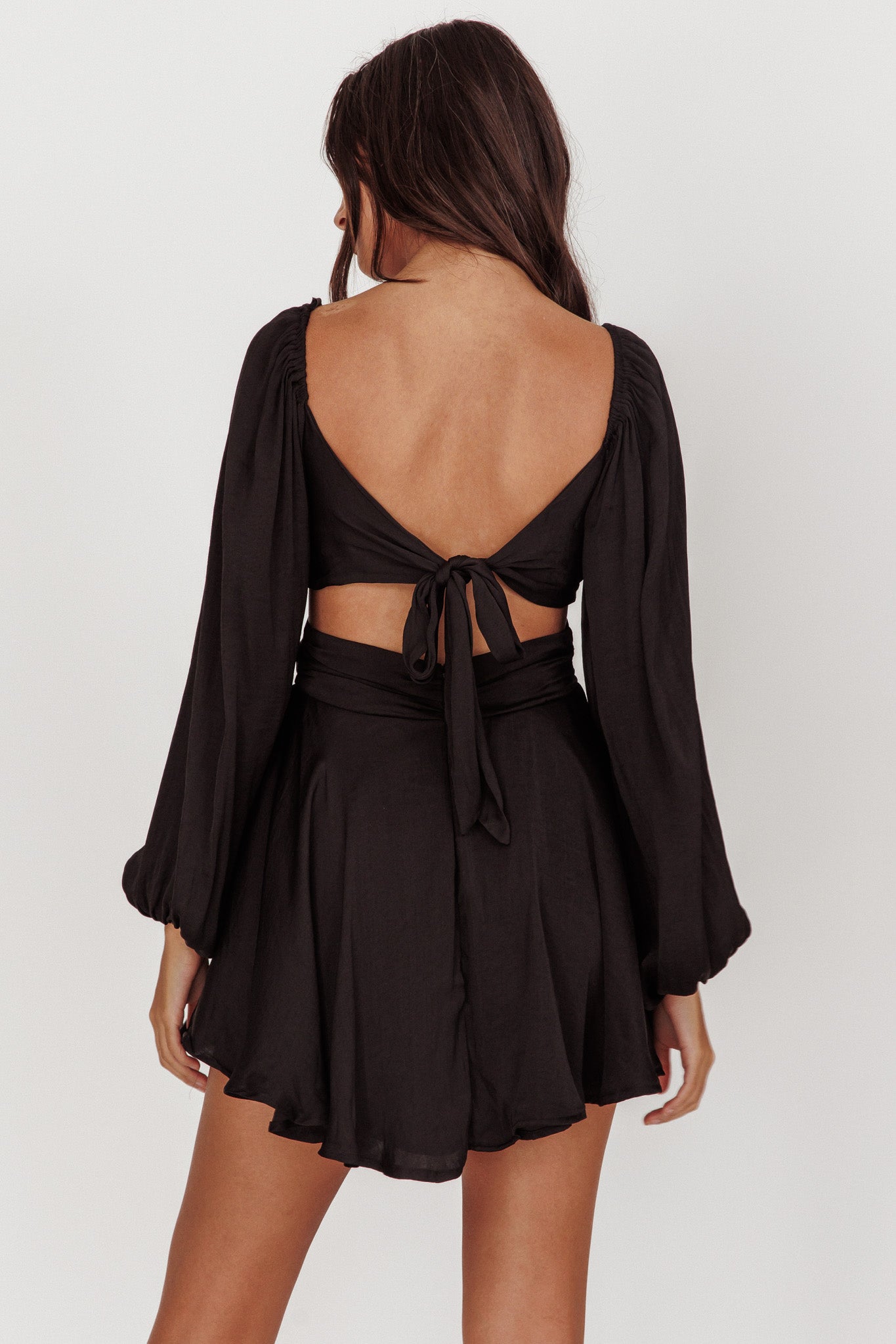 Miraya Balloon Sleeve Twist Mini Dress Black– Selfie Leslie