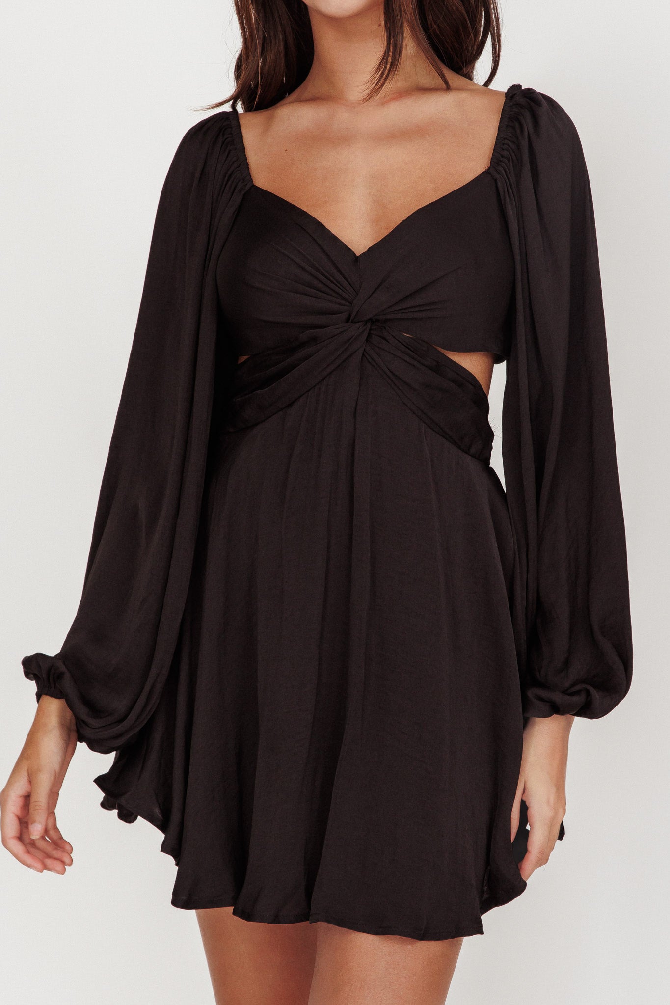 Miraya Balloon Sleeve Twist Mini Dress Black - M Miraya Balloon Sleeve Twist Mini Dress Black - M