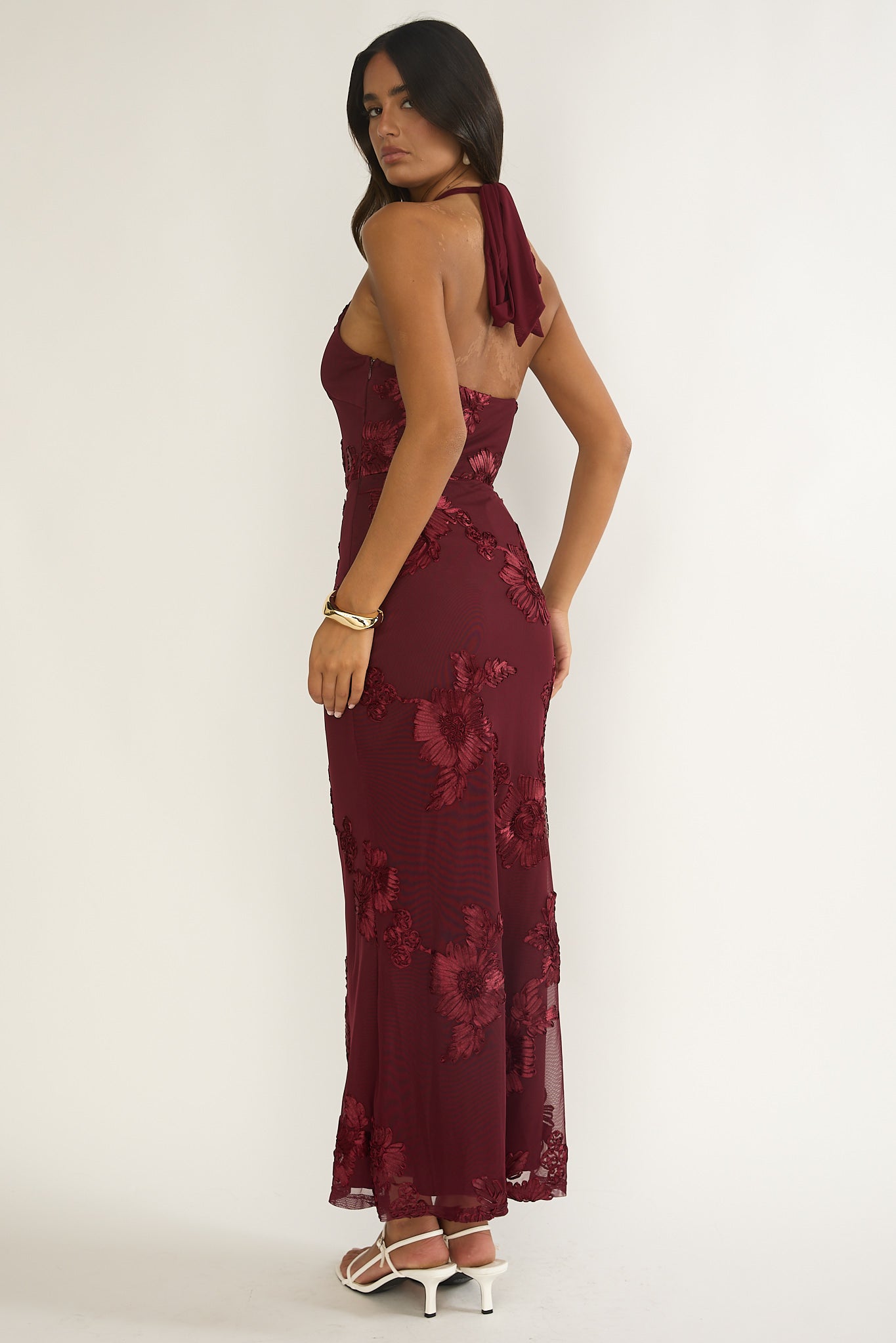 Shana Halterneck Maxi Dress Embellished Wine - M Shana Halterneck Maxi Dress Embellished Wine - M