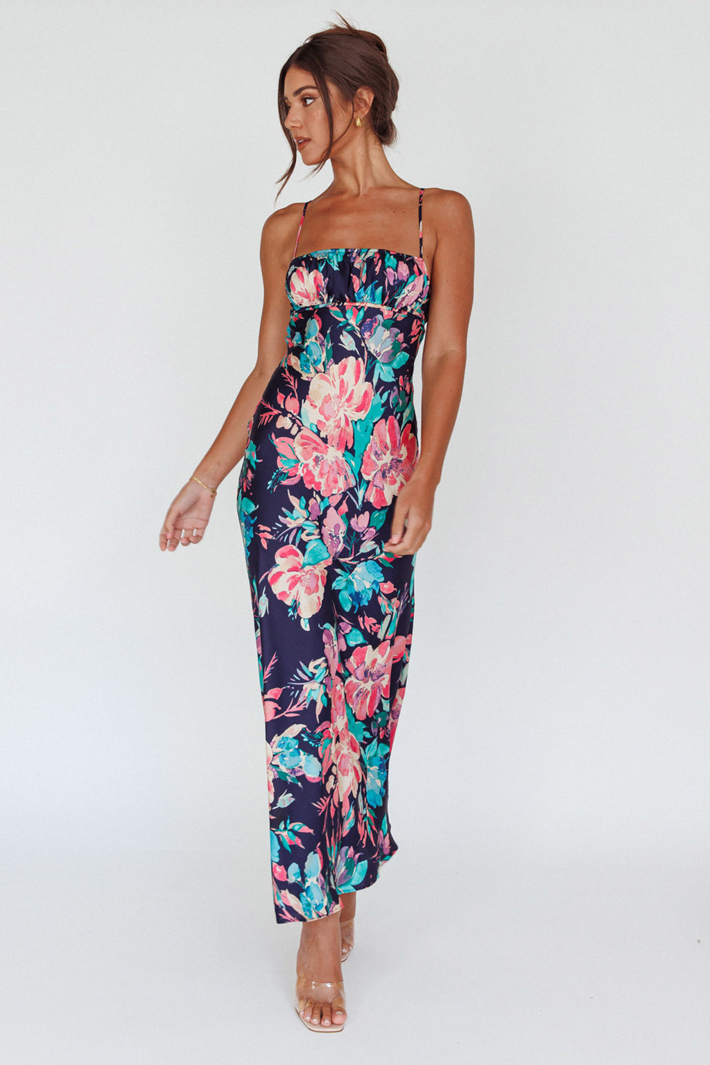 From Above V-Back Midi Dress Floral Navy by Selfie Leslie