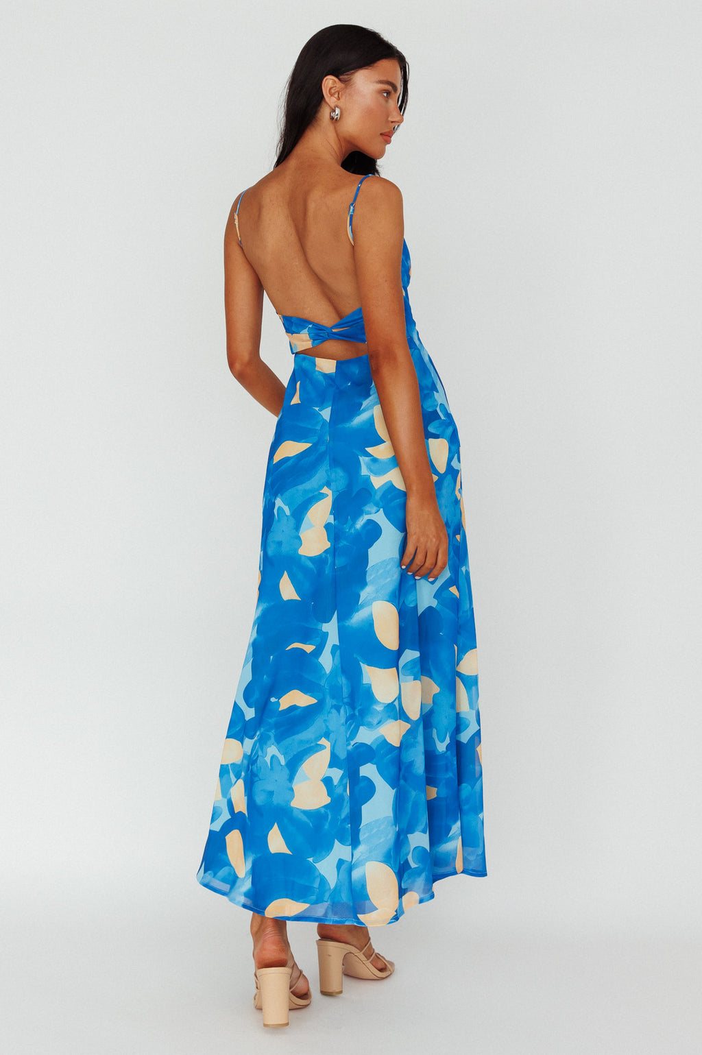 Nerida Twist Back Maxi Dress Print Blue by Selfie Leslie