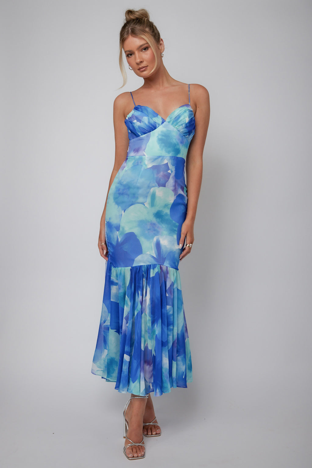 Sunni Low Back Midi Dress Floral Blue by Selfie Leslie
