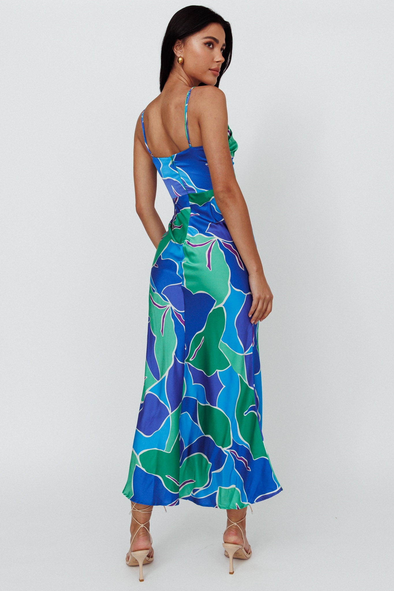 Hula Sweetheart Midi Dress Floral Blue by Selfie Leslie