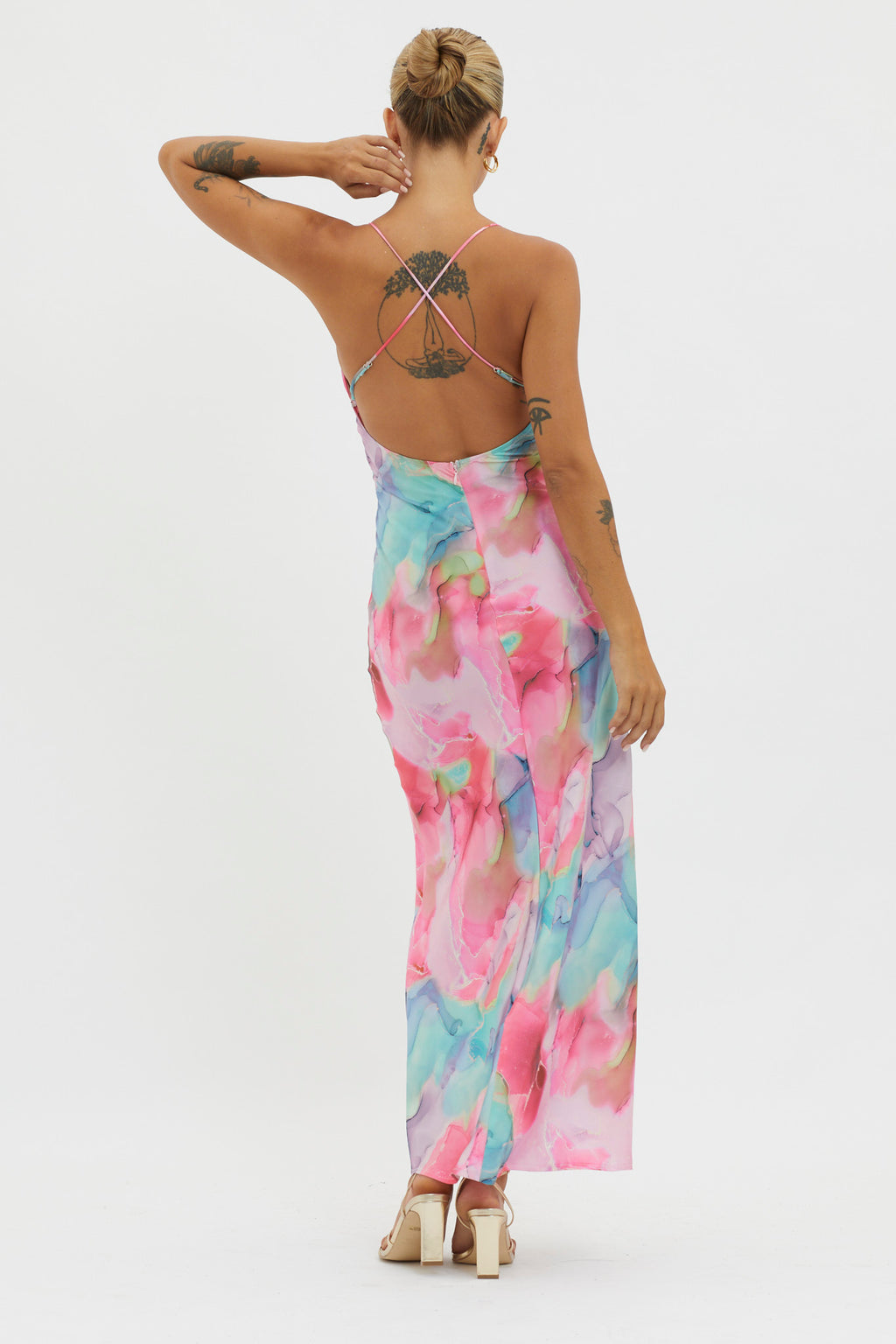 Libby Scoop Back Maxi Dress Abstract Pink by Selfie Leslie
