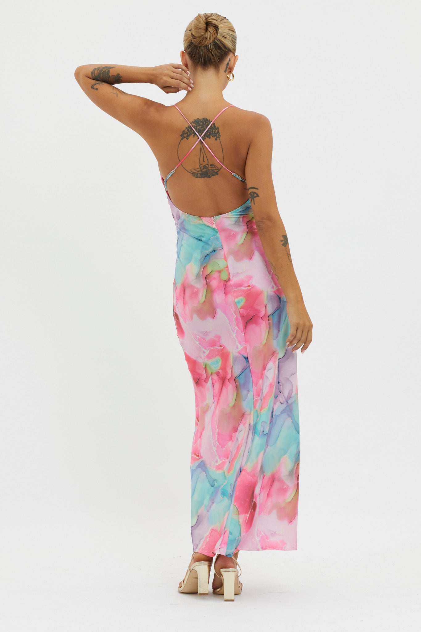 Libby Scoop Back Maxi Dress Abstract Pink by Selfie Leslie