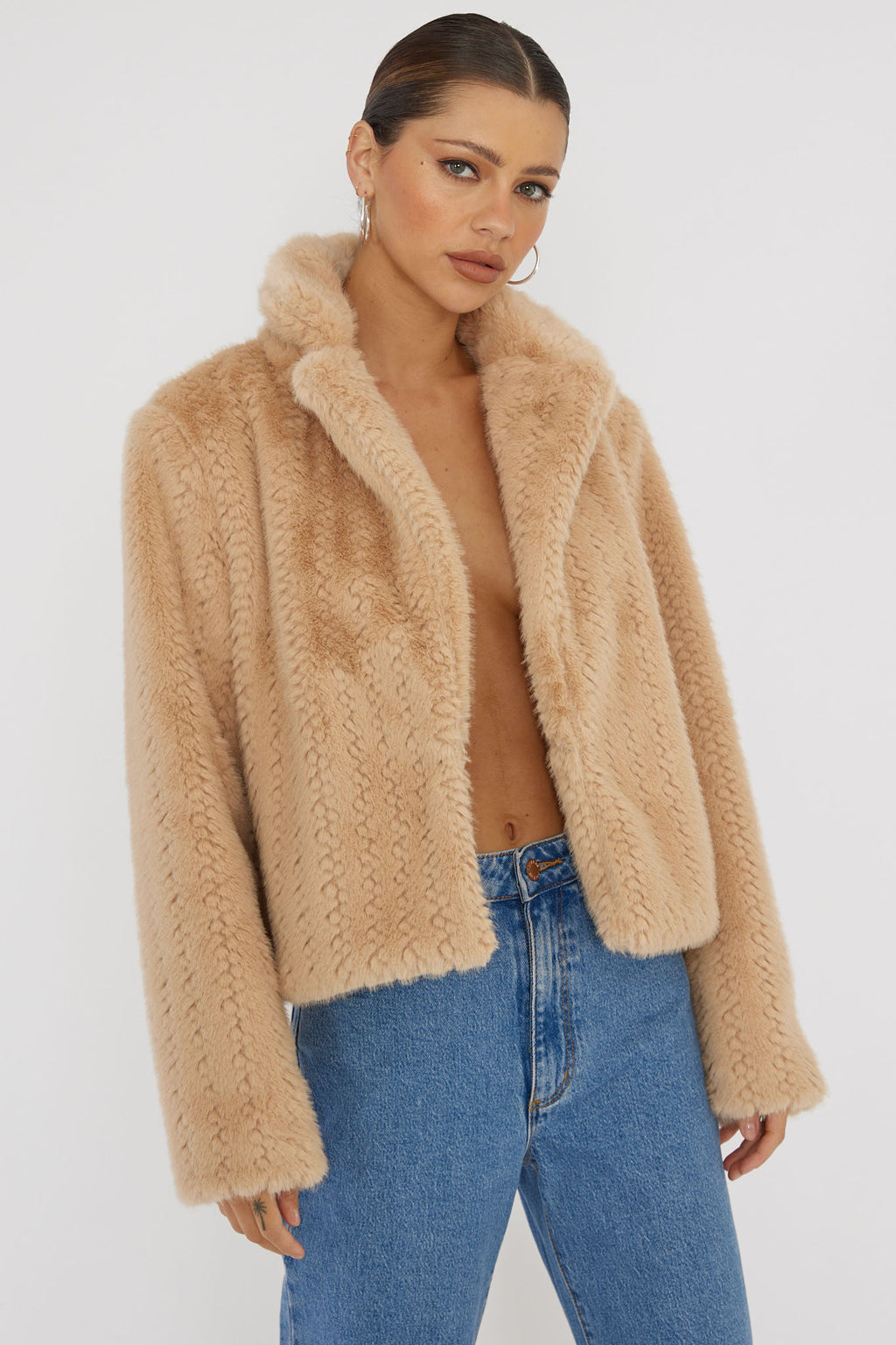 Savelle Notch Lapel Faux Fur Jacket Camel by Selfie Leslie