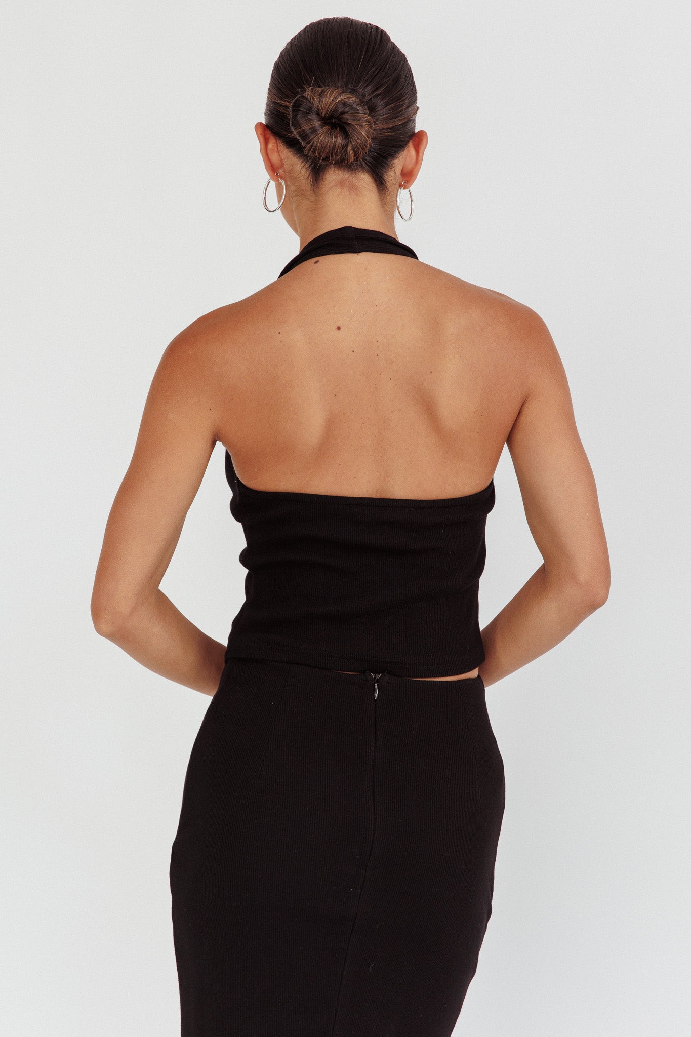 Blackthorn Halter Neck Rosette Top Black– Selfie Leslie