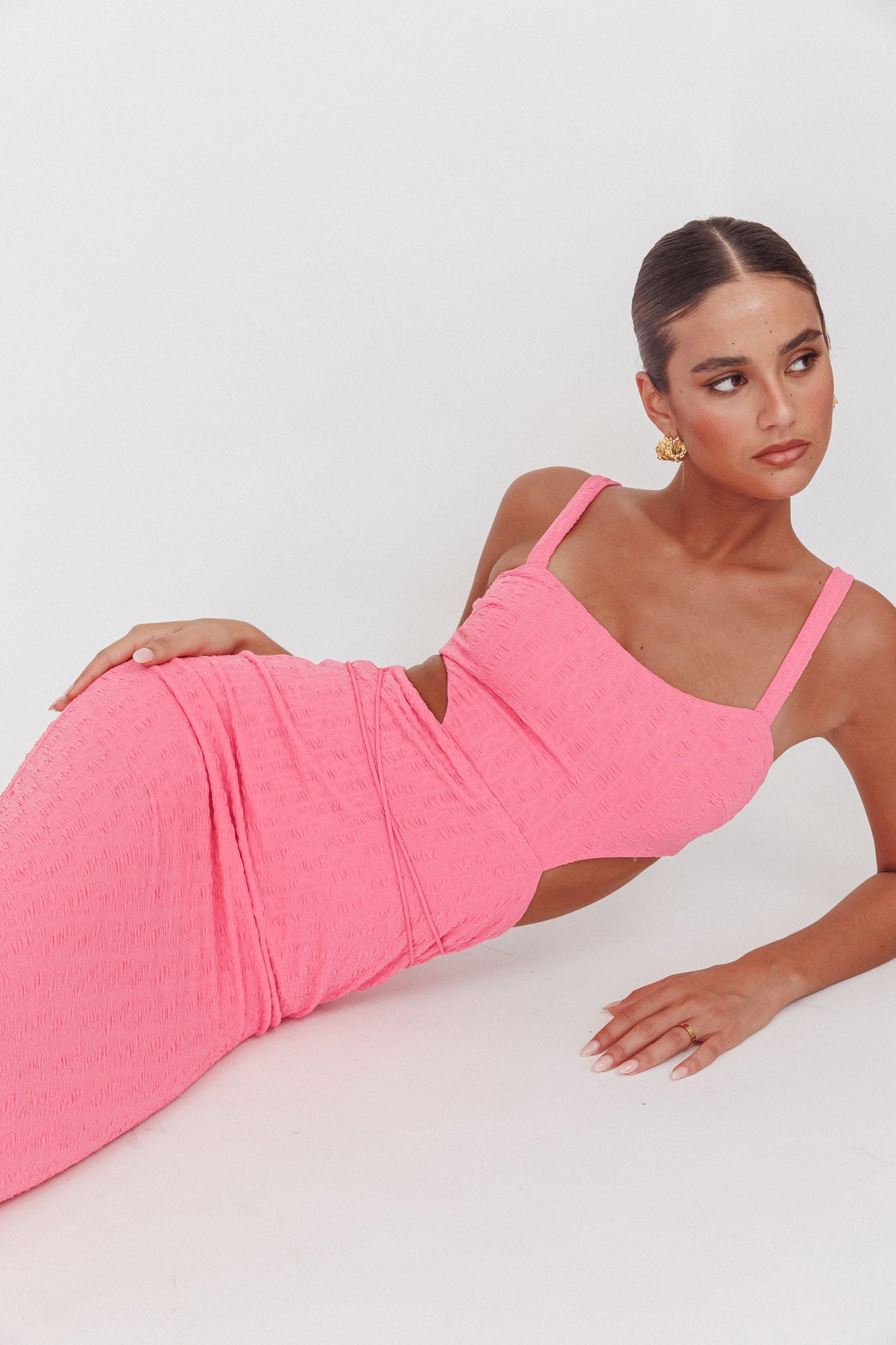 Piera Cut-Out Waist Maxi Dress Hot Pink - L Piera Cut-Out Waist Maxi Dress Hot Pink - L