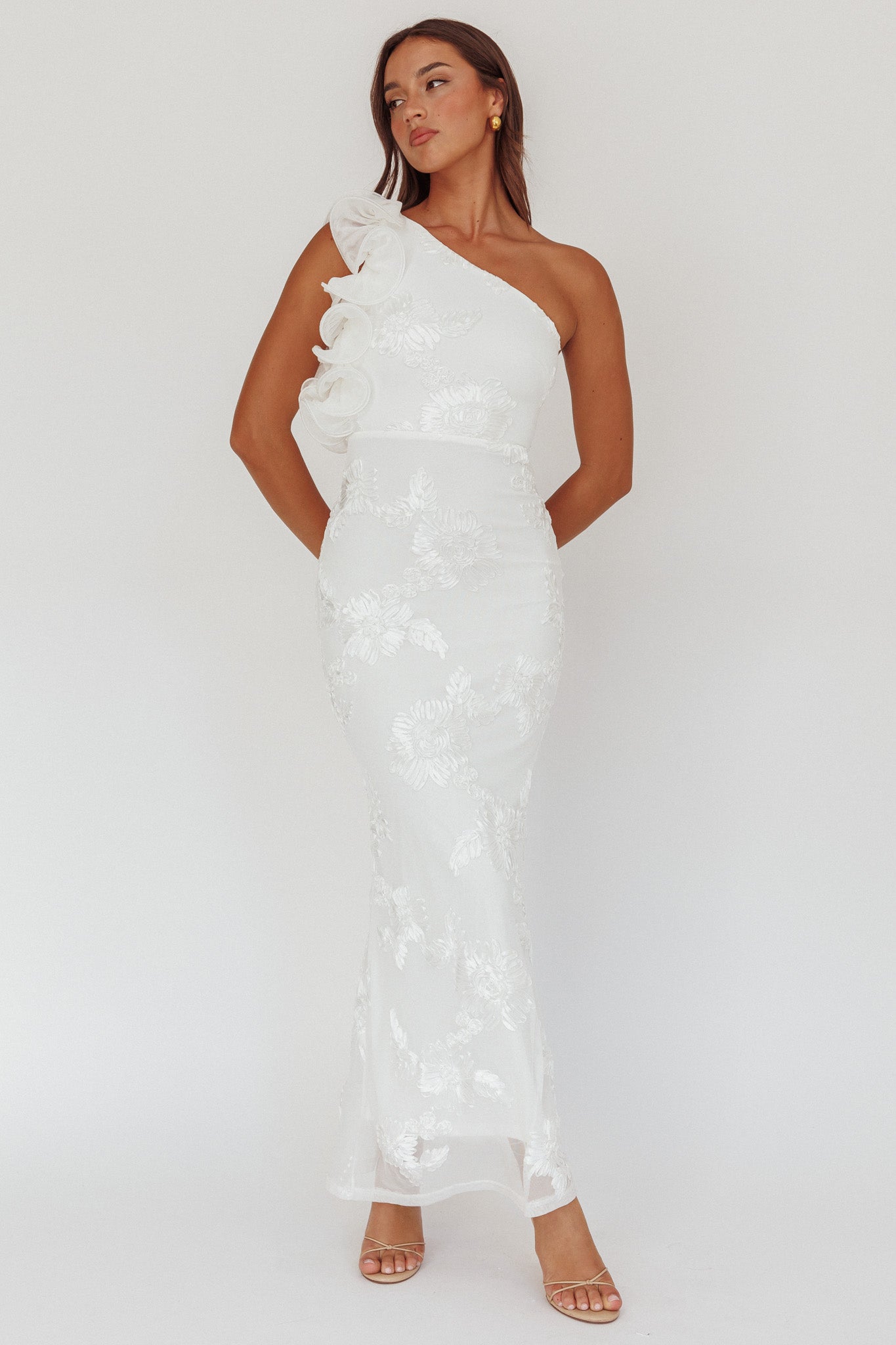 Deanna One-Shoulder Ruffle Maxi Dress Floral Texture White by Selfie Leslie