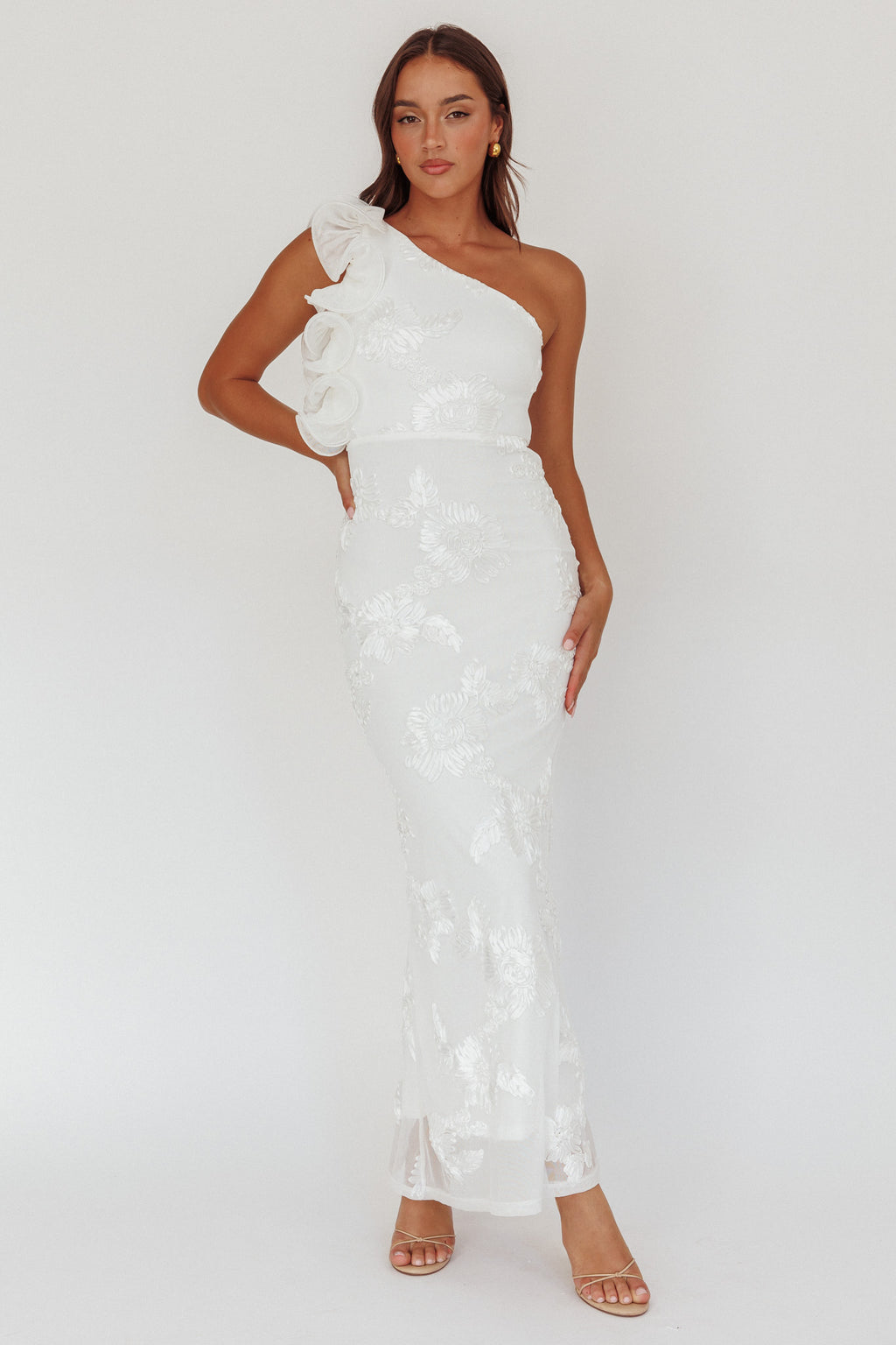 Deanna One-Shoulder Ruffle Maxi Dress Floral Texture White by Selfie Leslie