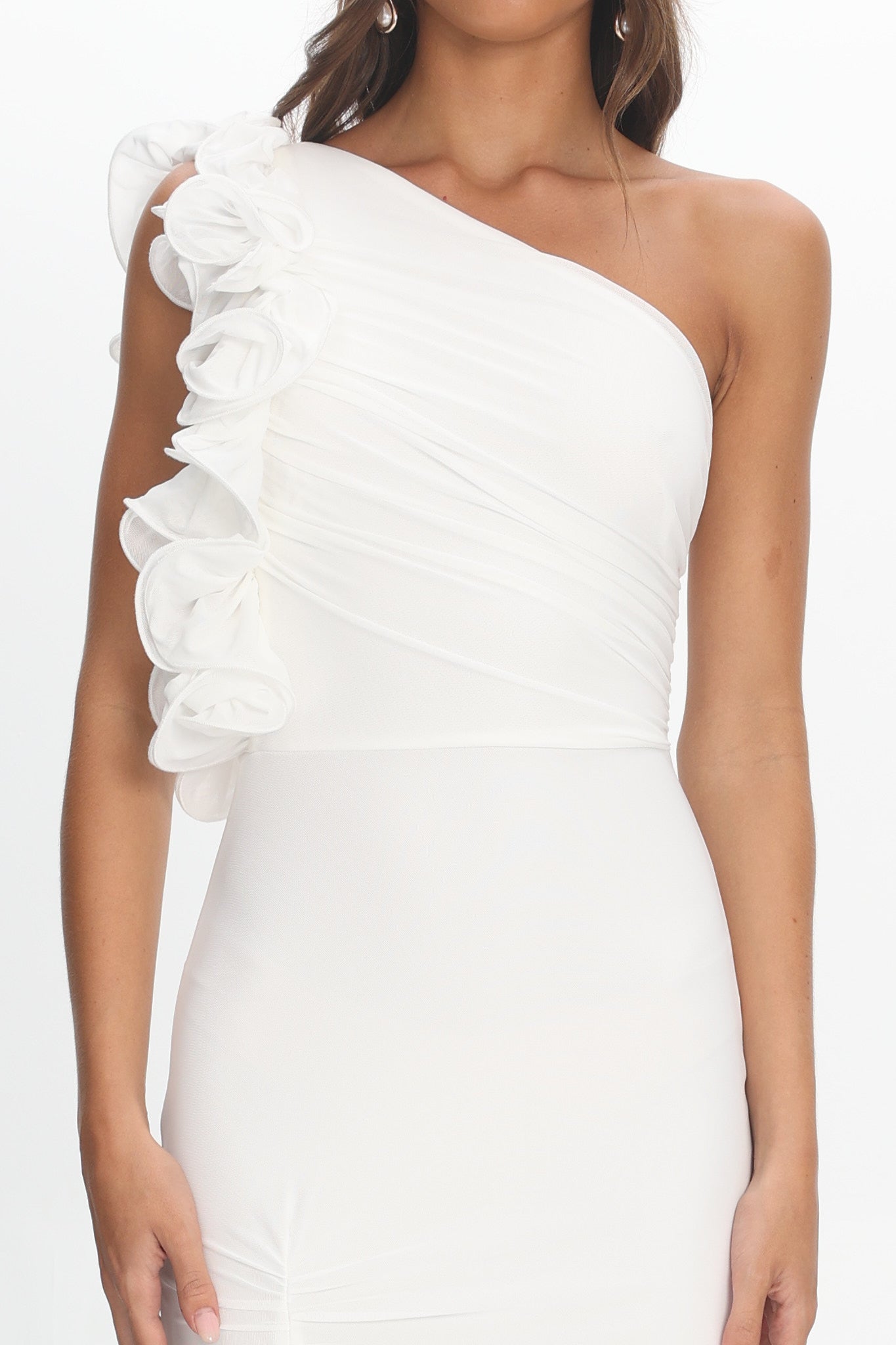 Deanna One-Shoulder Split Ruffle Maxi Dress Off White | Selfie Leslie