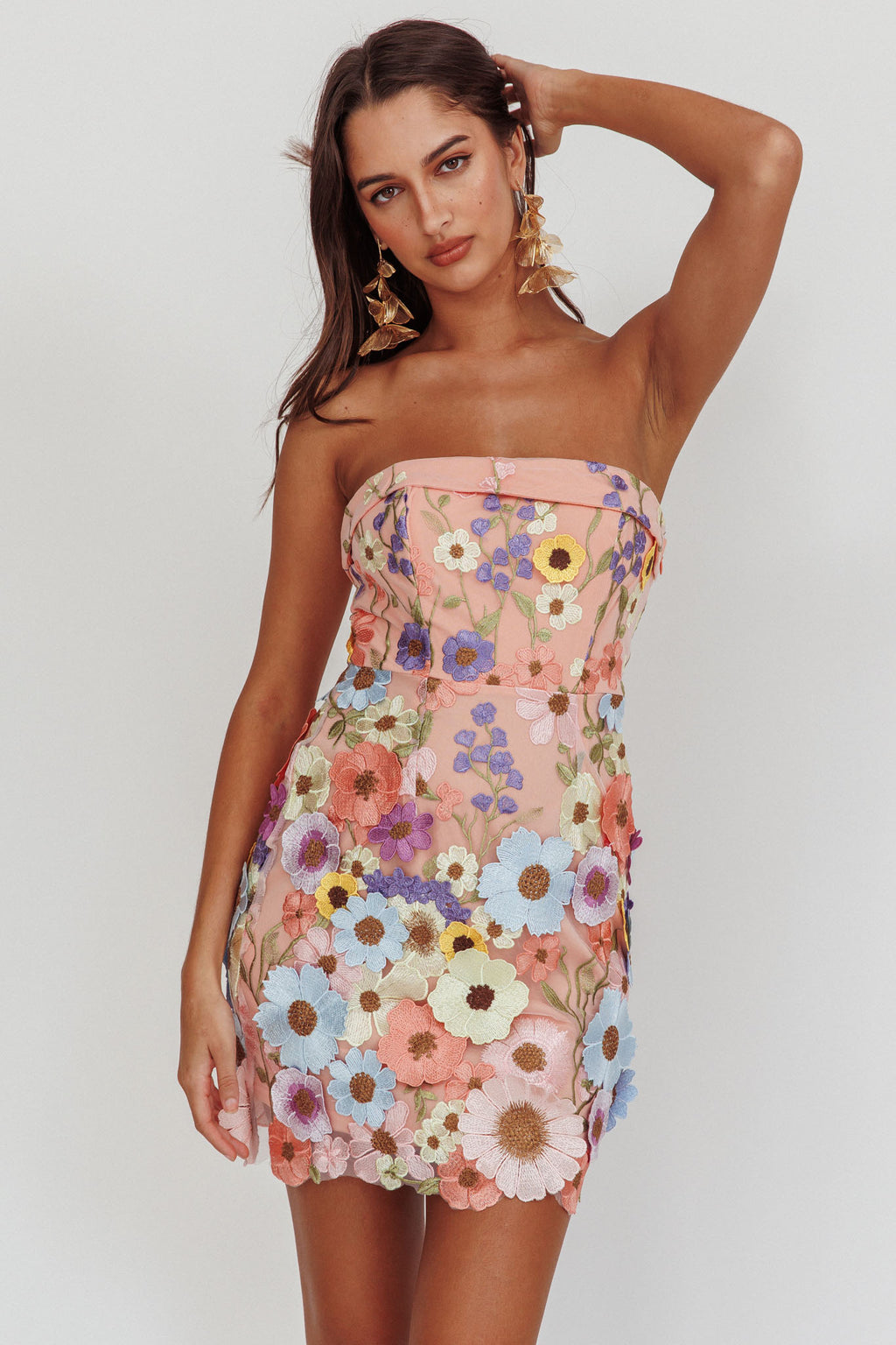 Flora Day Strapless Floral Embellished Mini Dress Pale Pink Selfie Leslie Flora Day Strapless Floral Embellished Mini Dress Pale Pink Selfie Leslie