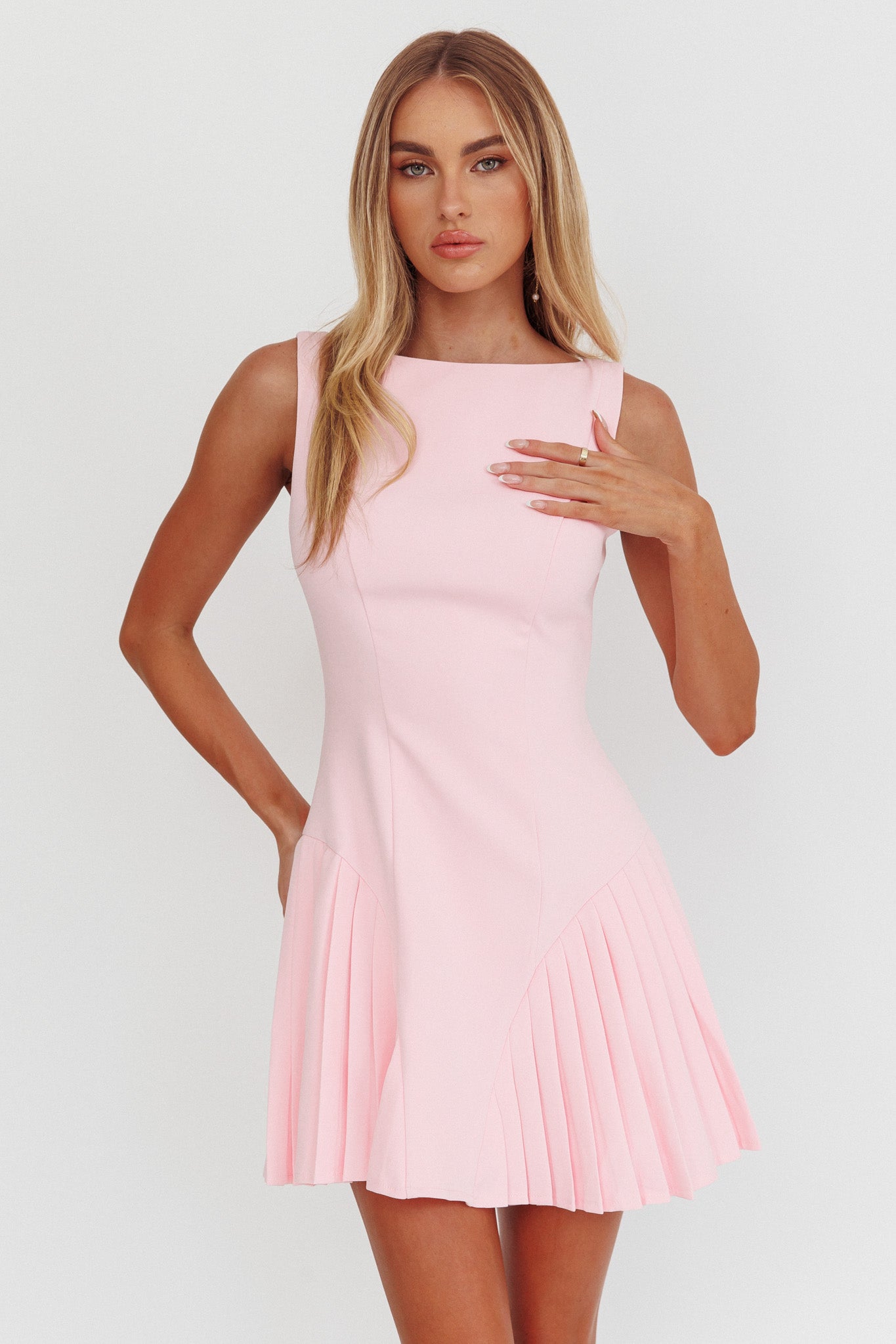 pink pleated dress Rayne Satin adhesive bra Pink Floral Maxi Dress |