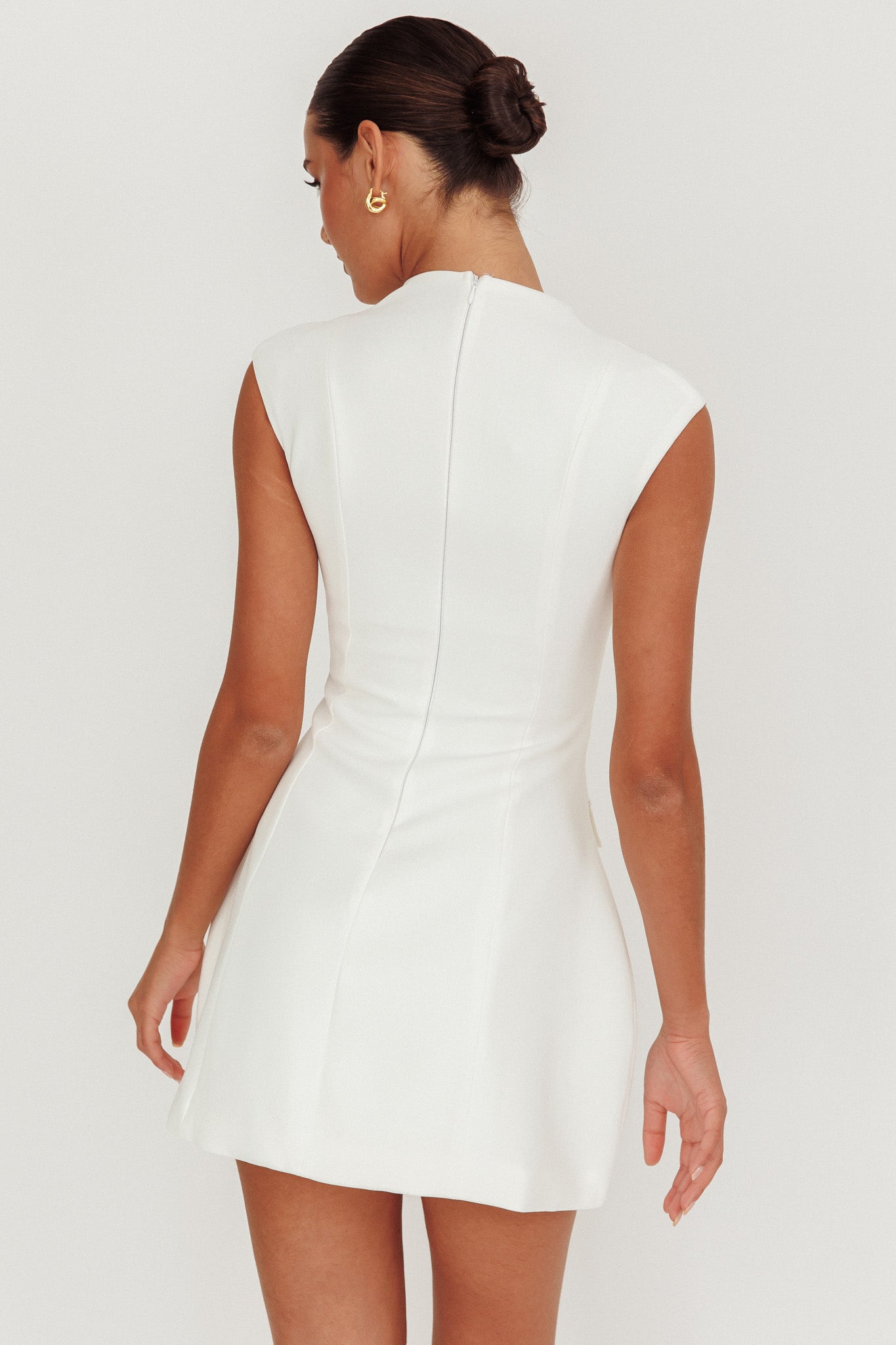 Heavenly Bodies Sleeveless Deep Neckline Mini Dress White by Selfie Leslie