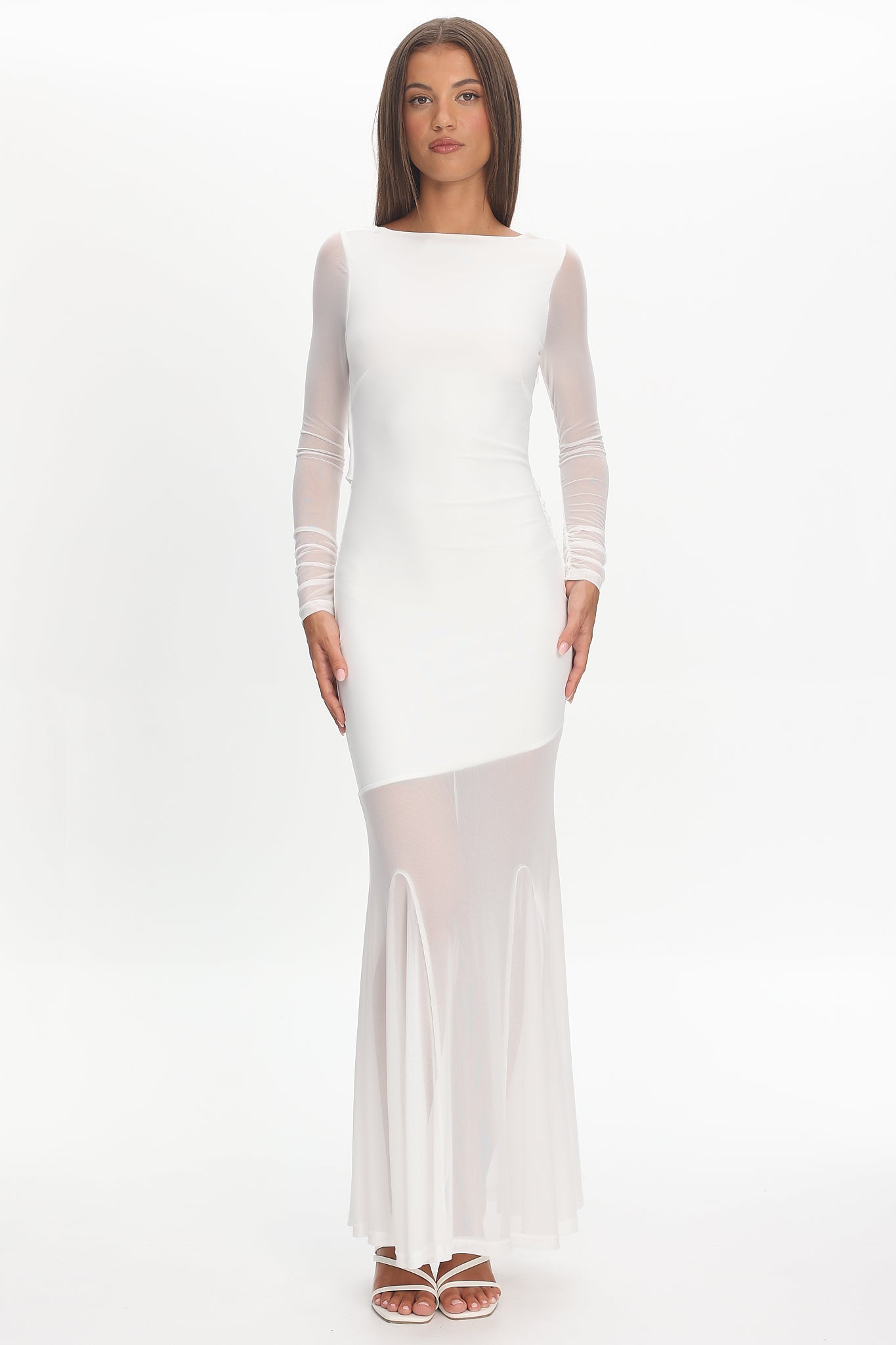 Lustre Long Sleeve Open Back Maxi Dress White - M Lustre Long Sleeve Open Back Maxi Dress White - M