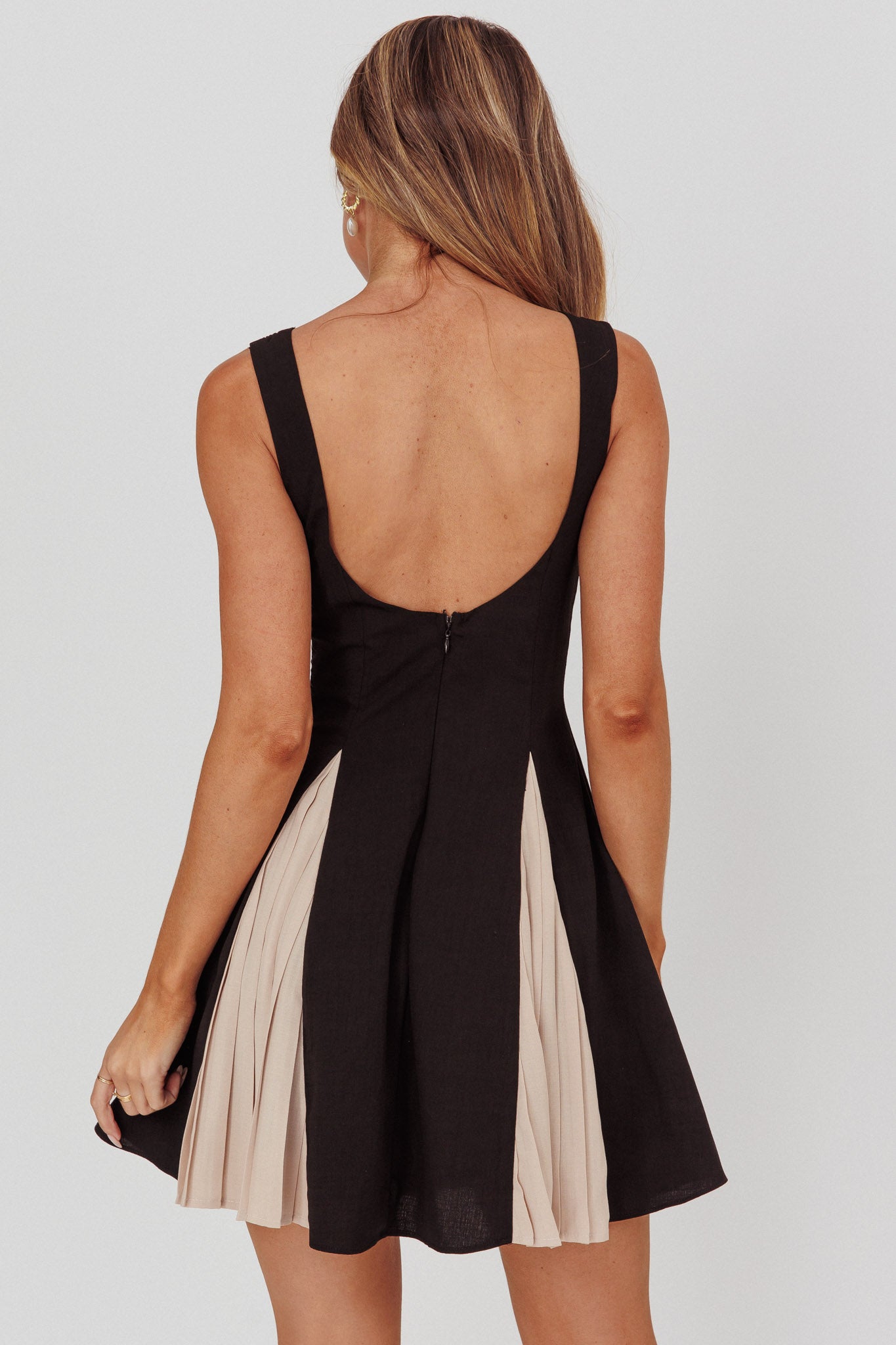 Averi Contrasting Godet Hem Mini Dress Black by Selfie Leslie