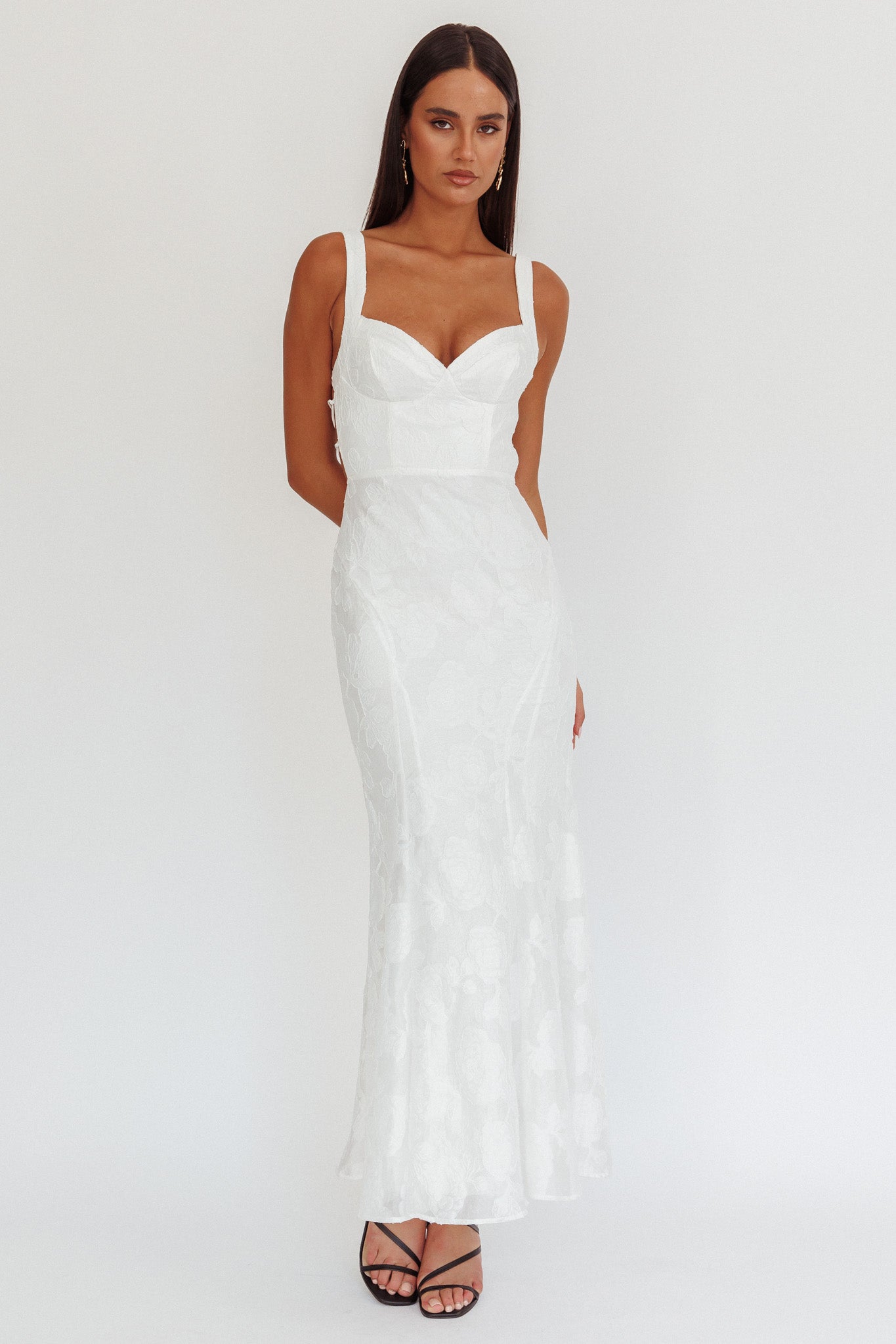 Autumn Moon Strappy Back Maxi Dress Textured White - XL Autumn Moon Strappy Back Maxi Dress Textured White - XL