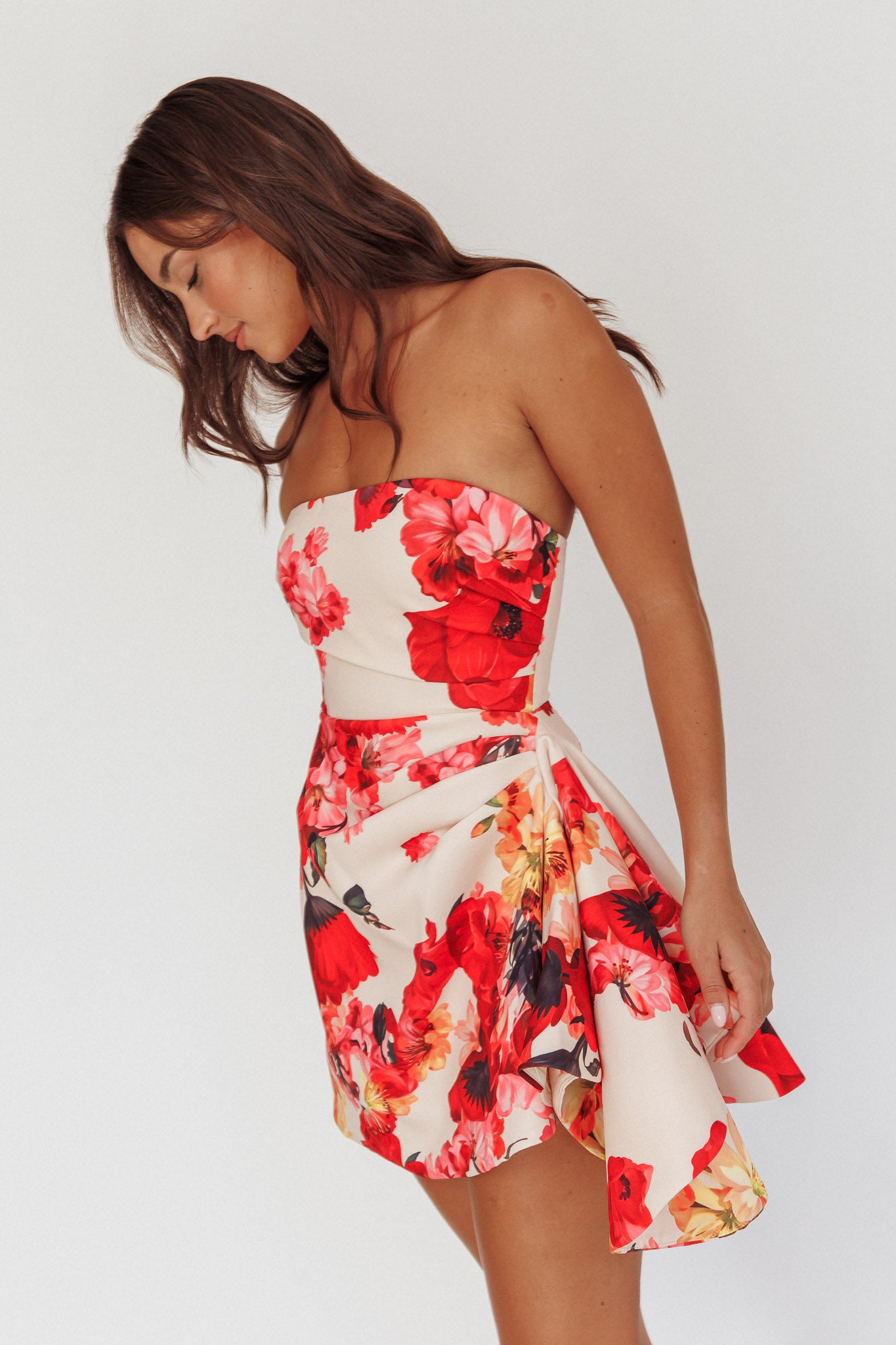 Minnesota Strapless Mini Dress Floral Red by Selfie Leslie
