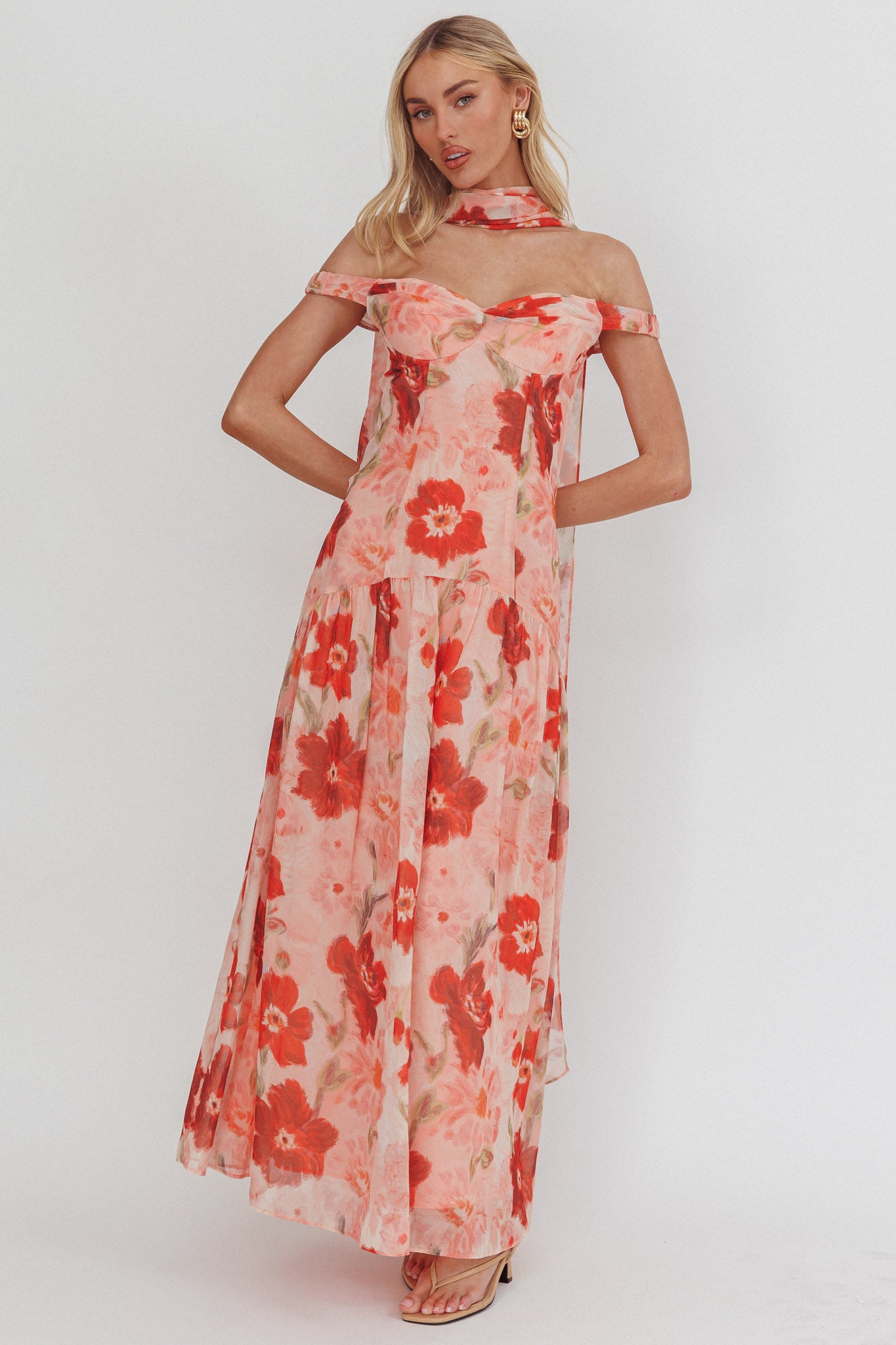 Kaycee Drop Waist Maxi Dress Floral Red - L Kaycee Drop Waist Maxi Dress Floral Red - L