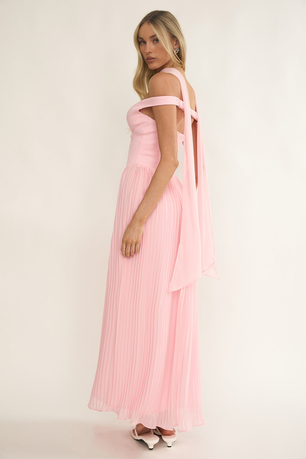 Quinnae Off-Shoulder Accordion Pleat Maxi Dress Pink by Selfie Leslie