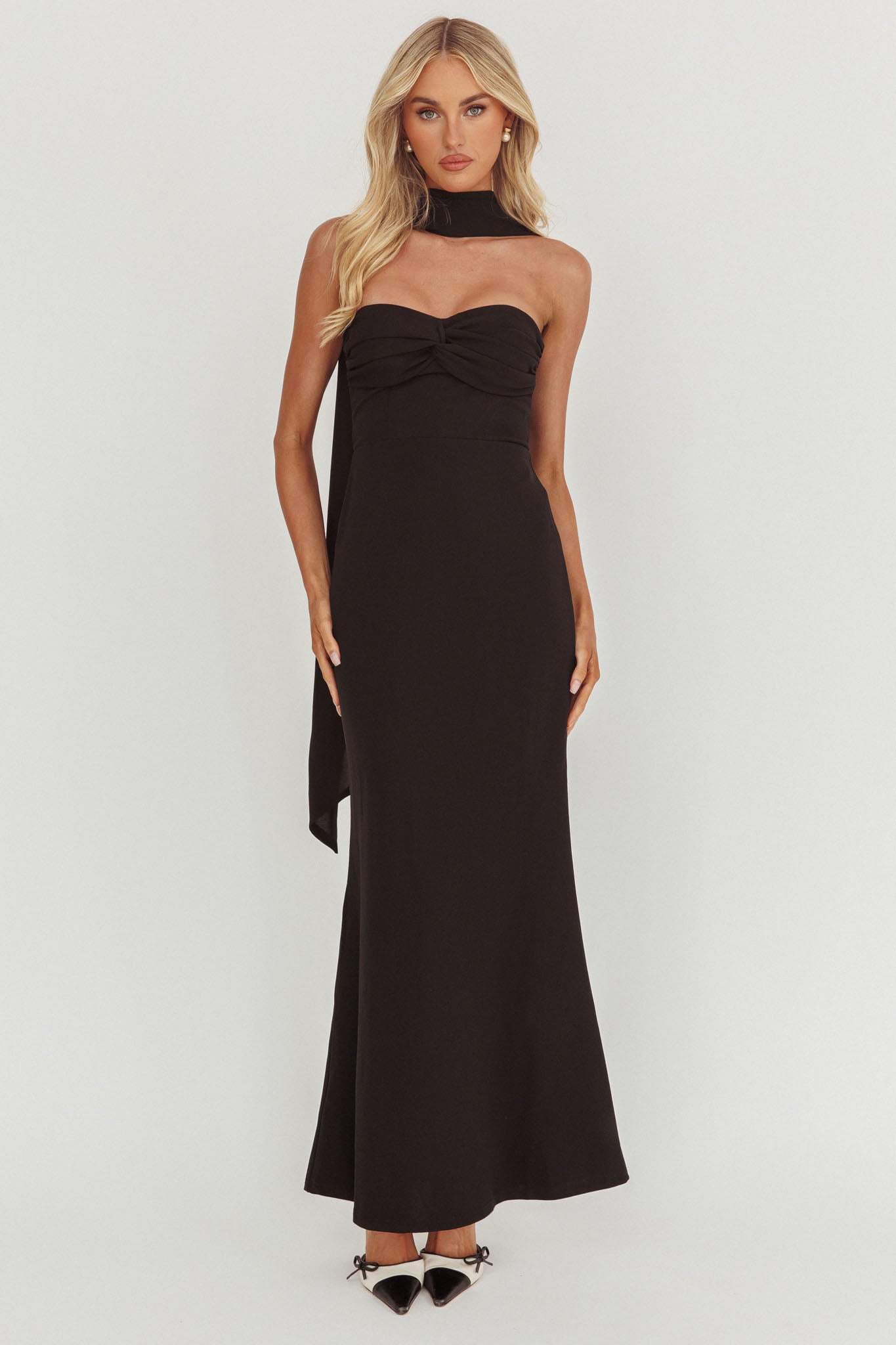 Of The Night Twist Bust Maxi Dress Black by Selfie Leslie