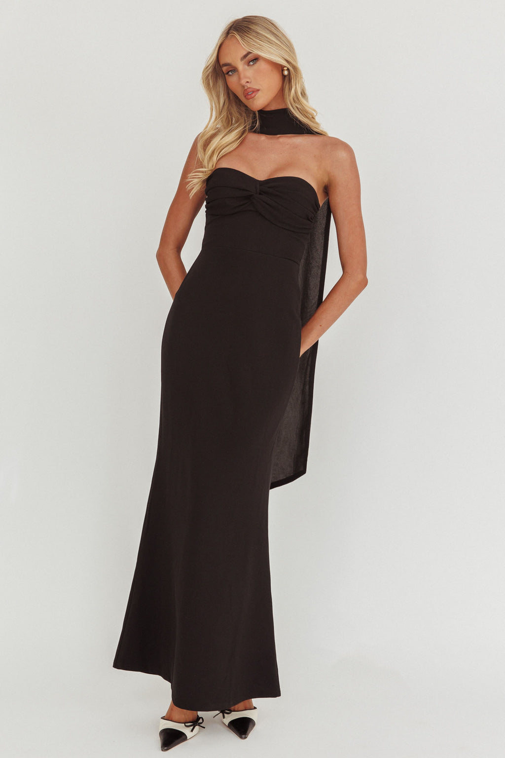 Of The Night Twist Bust Maxi Dress Black– Selfie Leslie